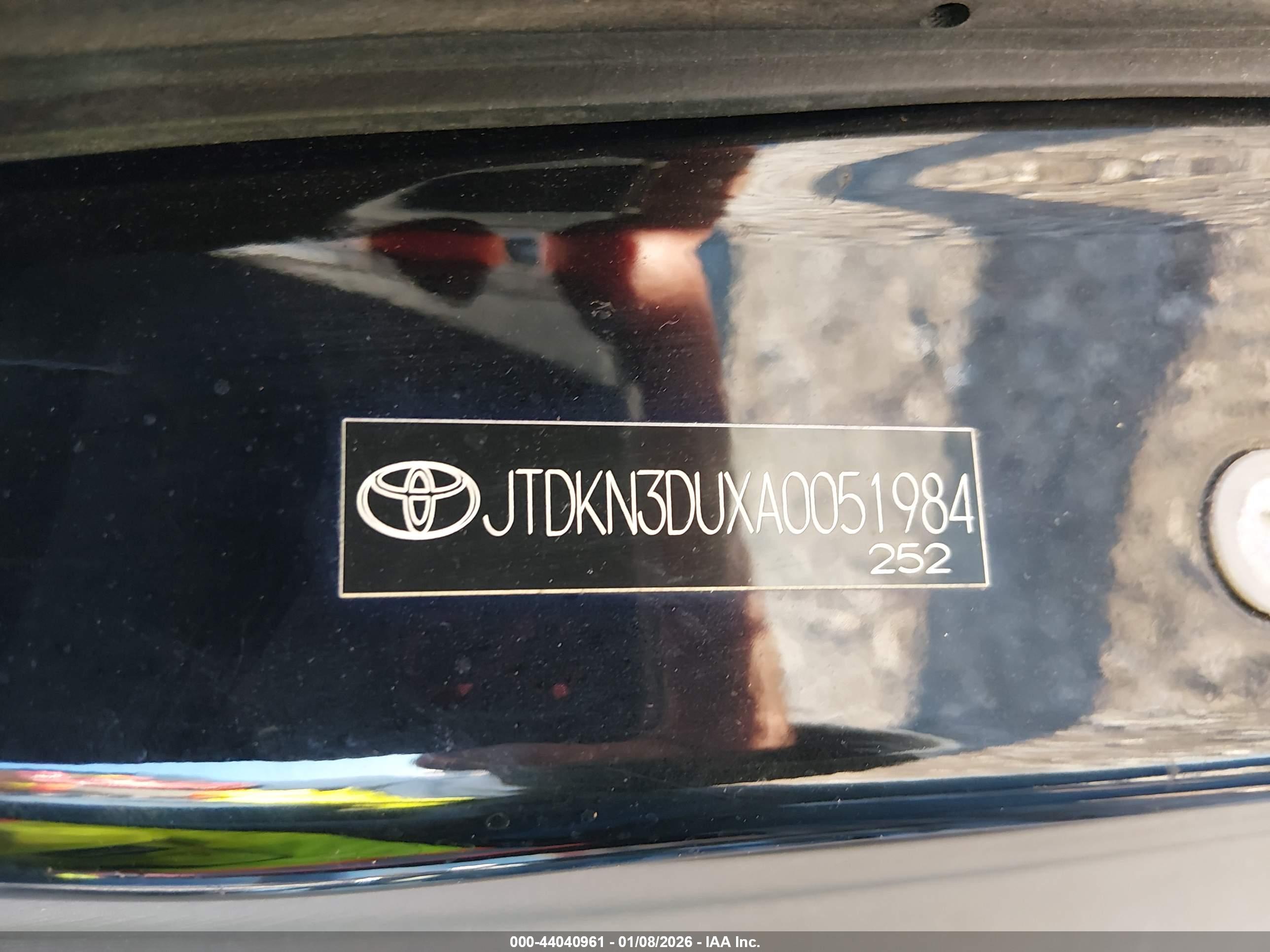 TOYOTA PRIUS image 9