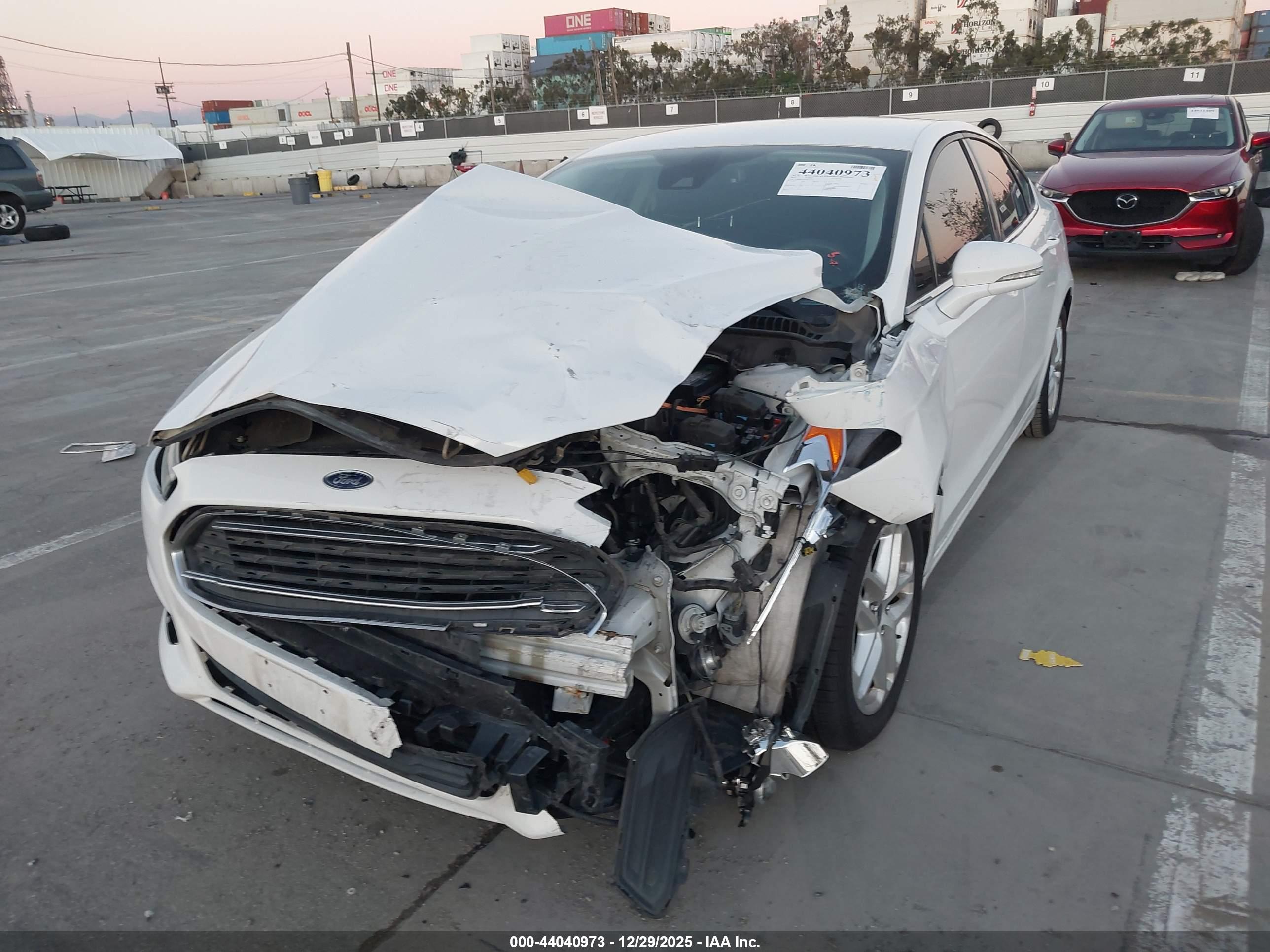 FORD FUSION image 6