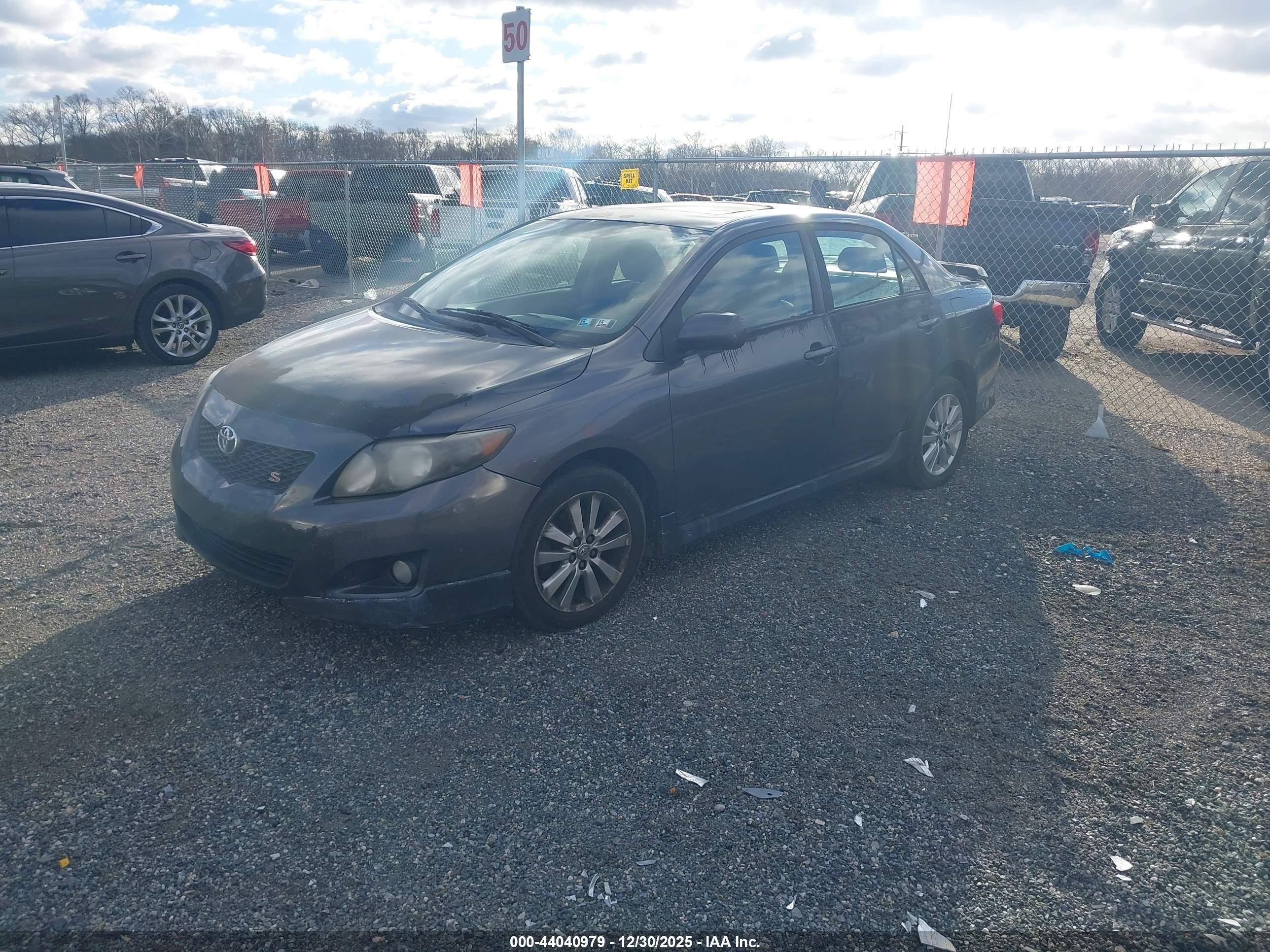 TOYOTA COROLLA image 2