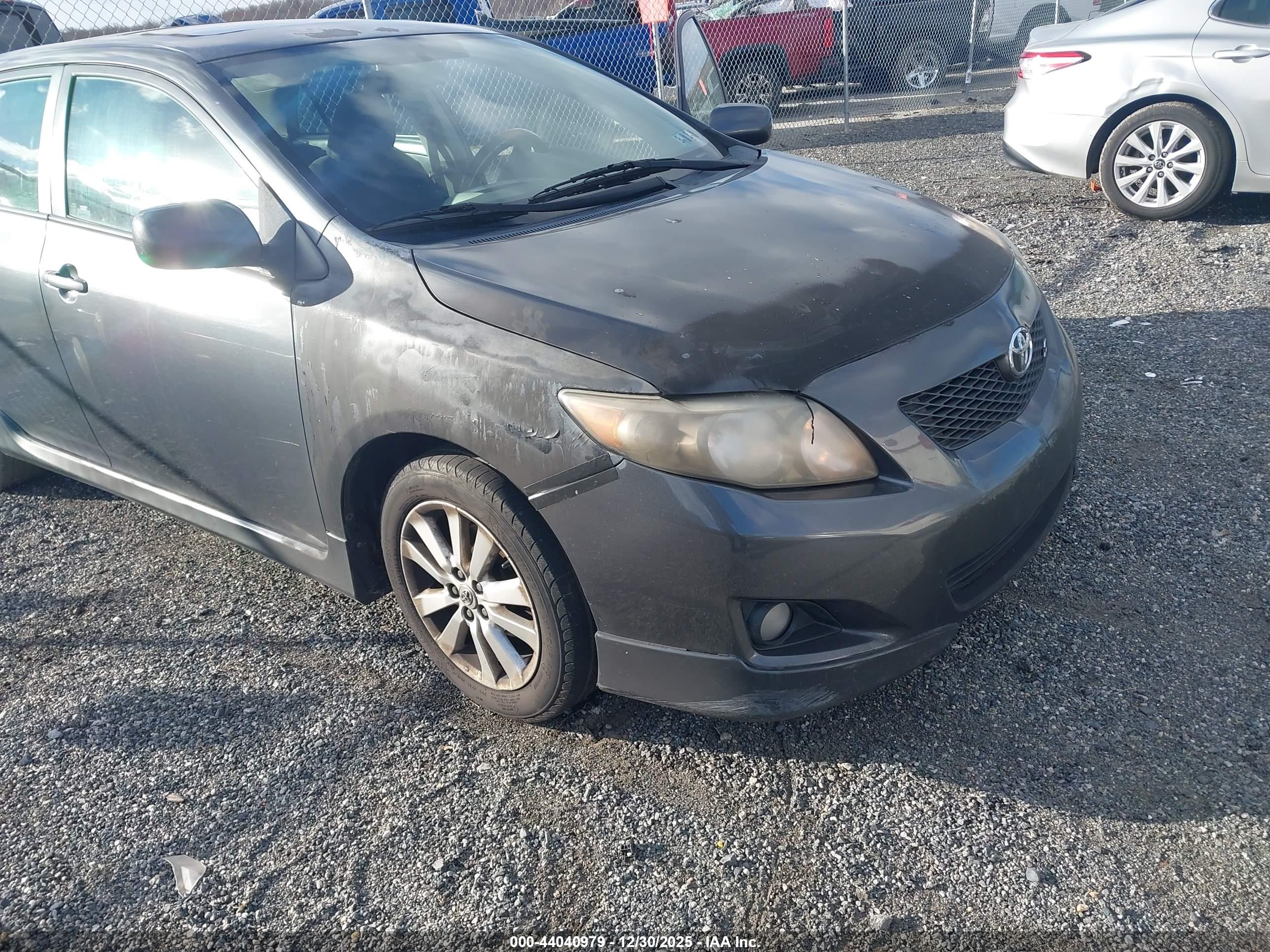 TOYOTA COROLLA image 6