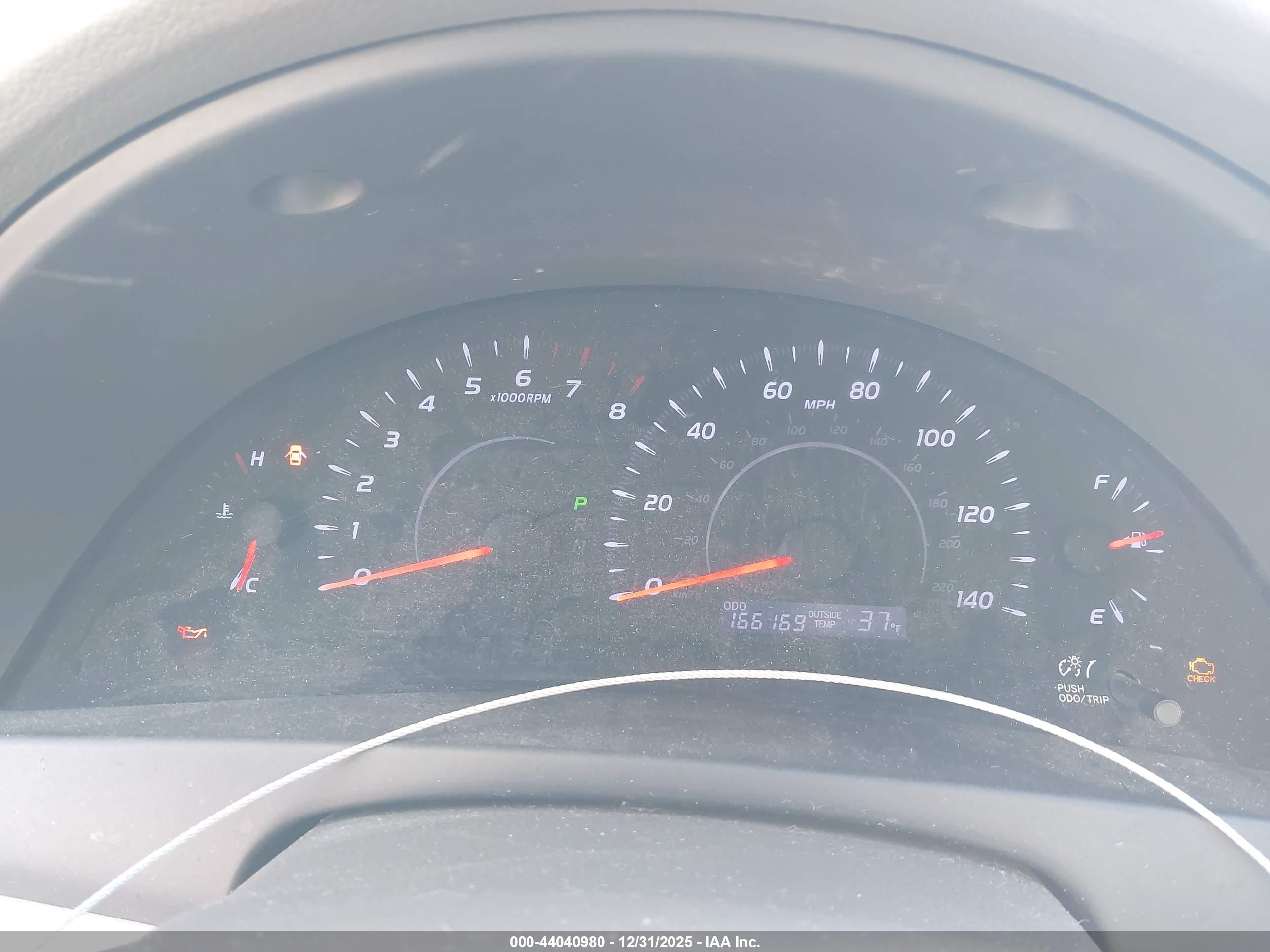 TOYOTA CAMRY image 7
