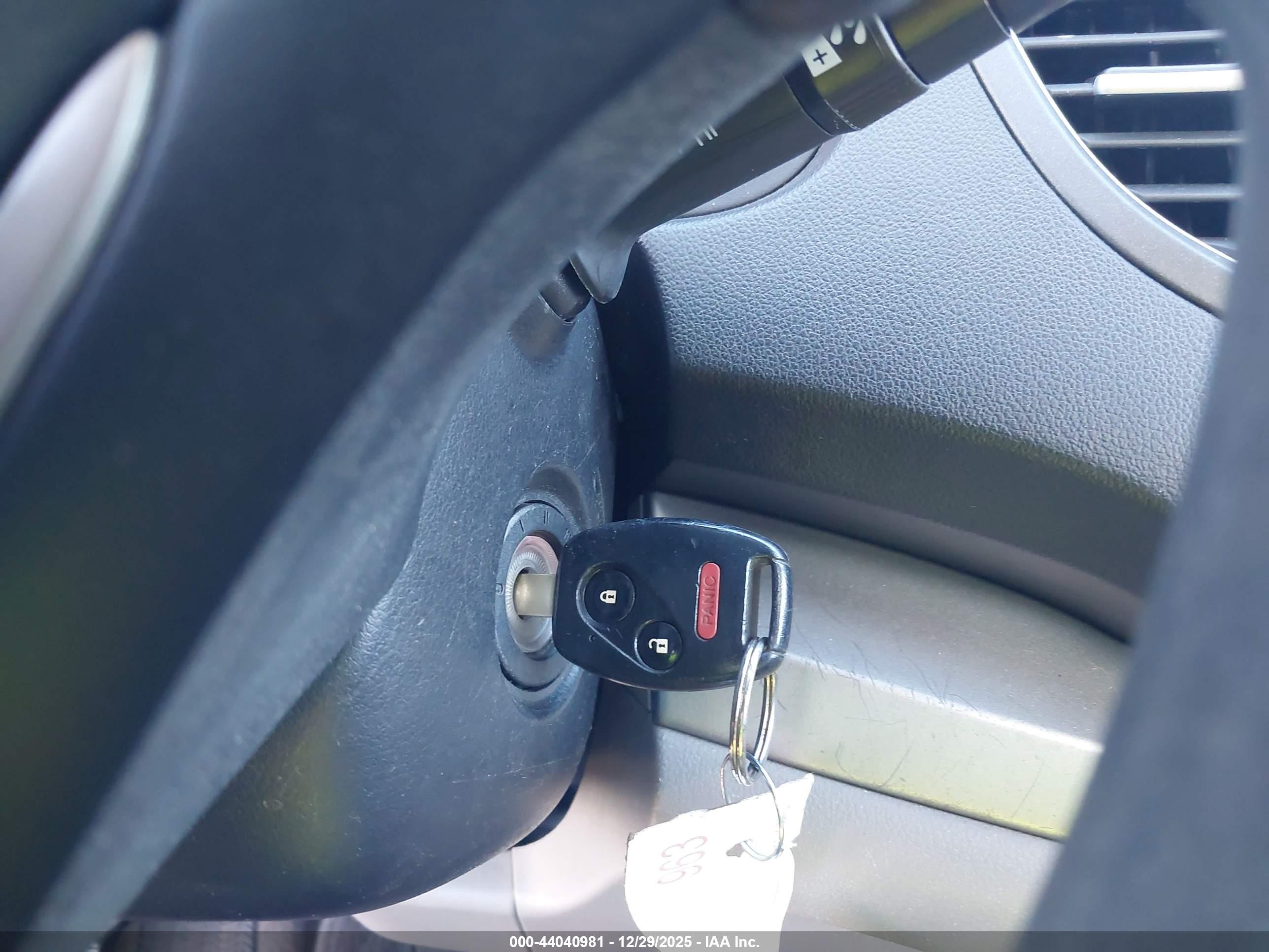HONDA CR-V image 11