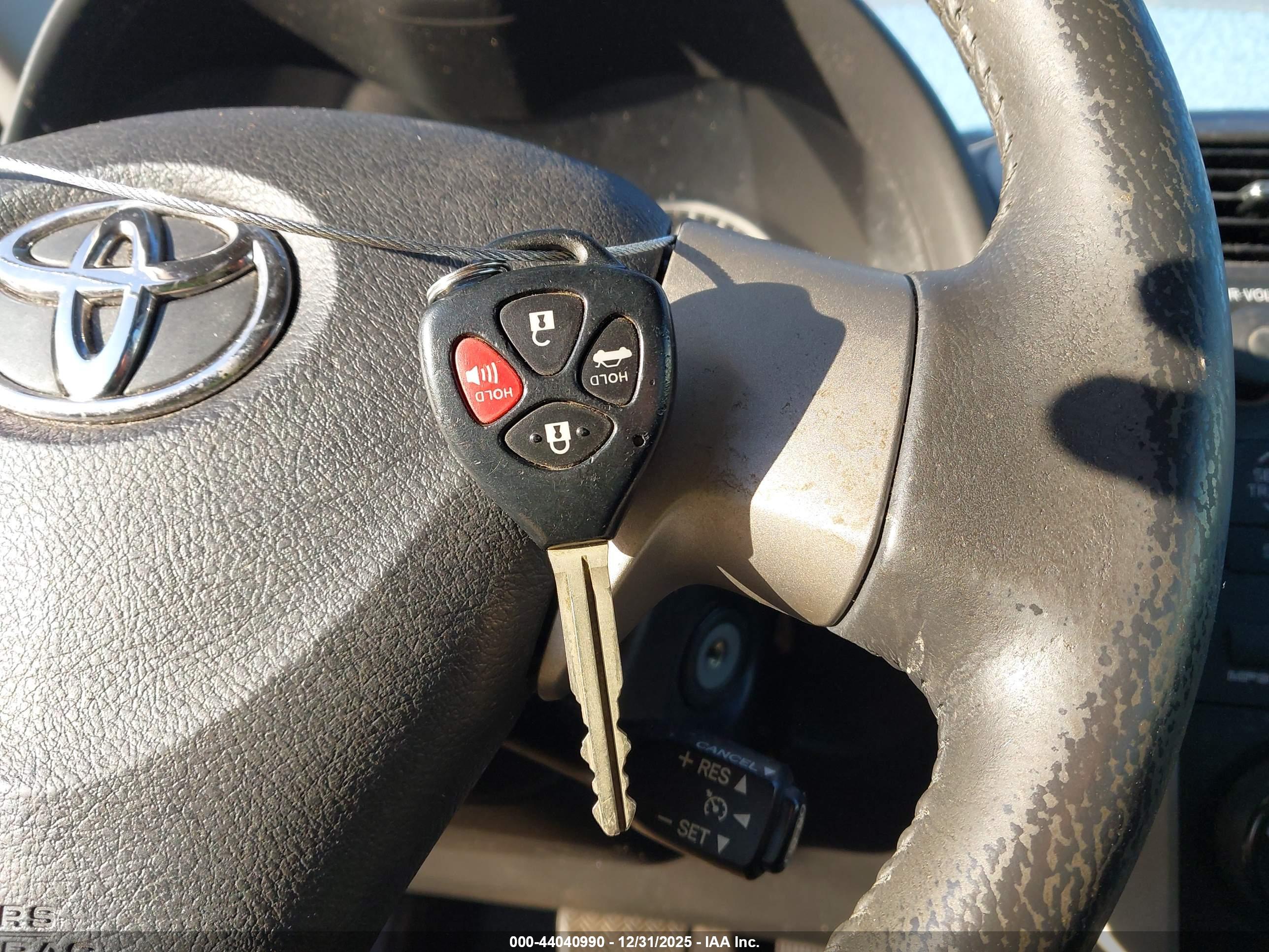 TOYOTA COROLLA image 11