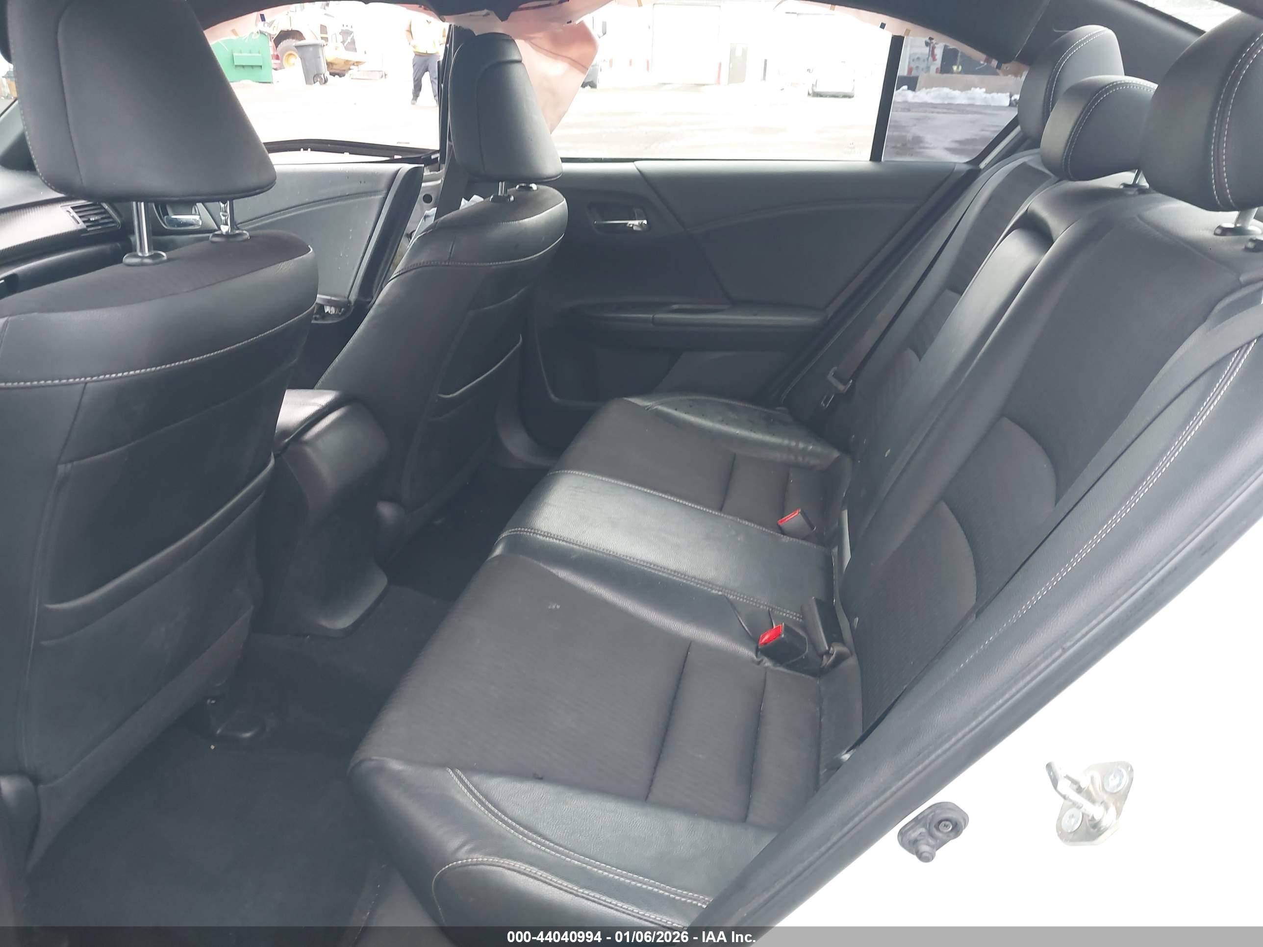 HONDA ACCORD image 8