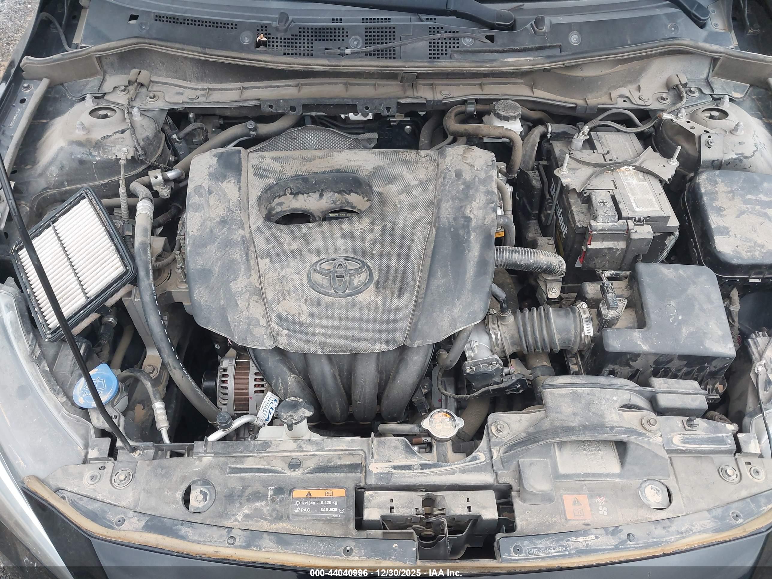 TOYOTA YARIS image 10