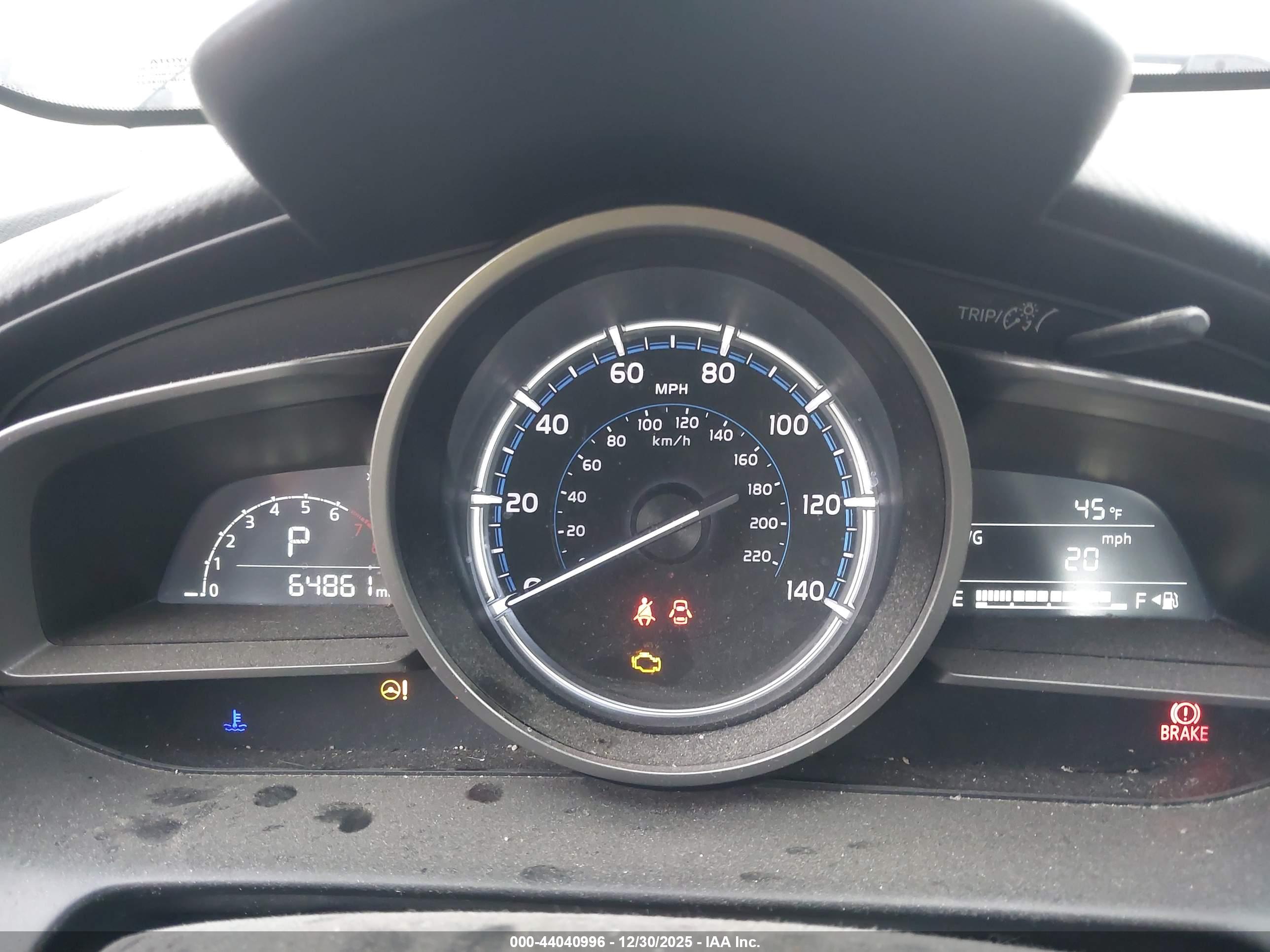 TOYOTA YARIS image 7