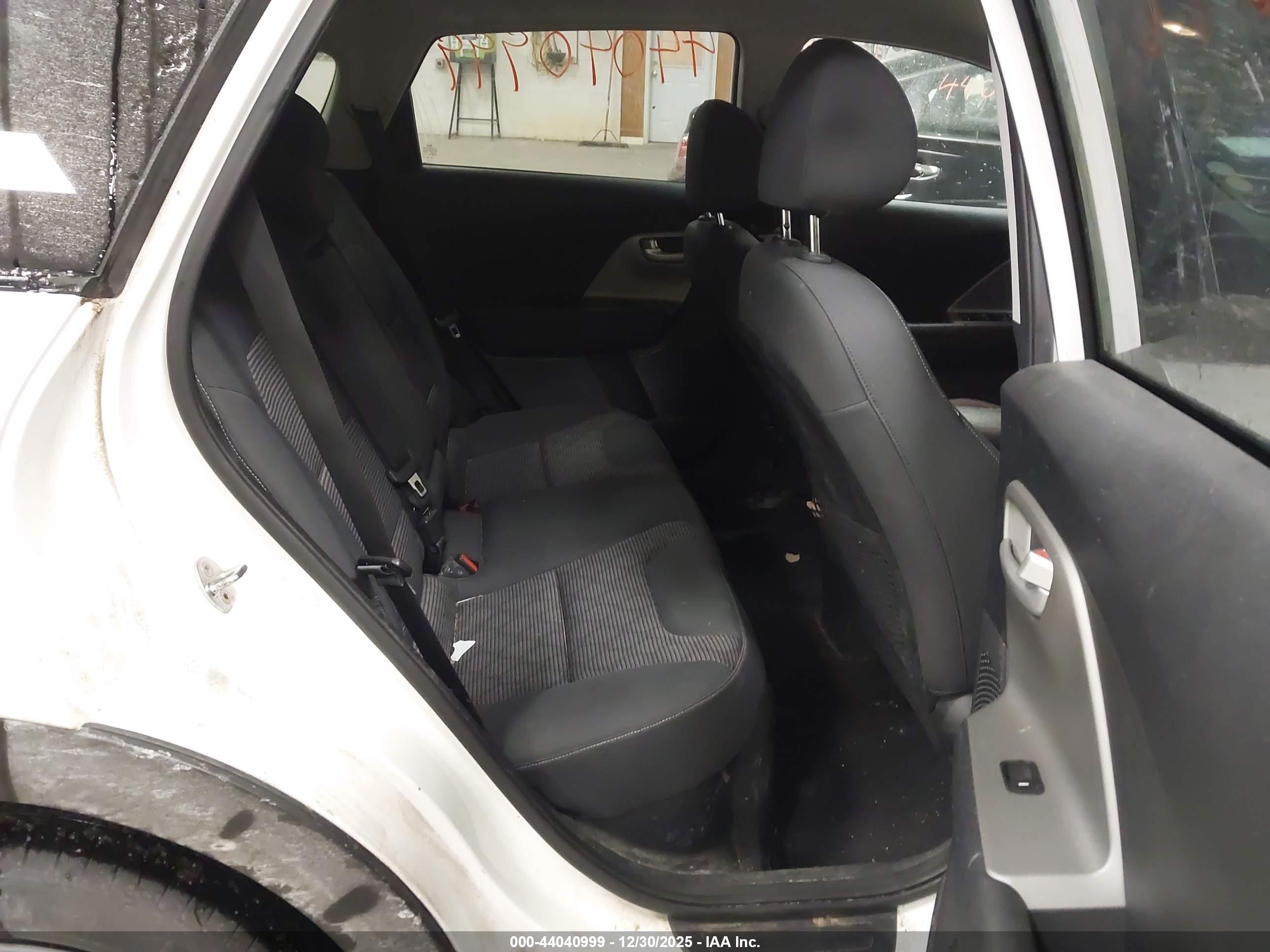 KIA NIRO image 8