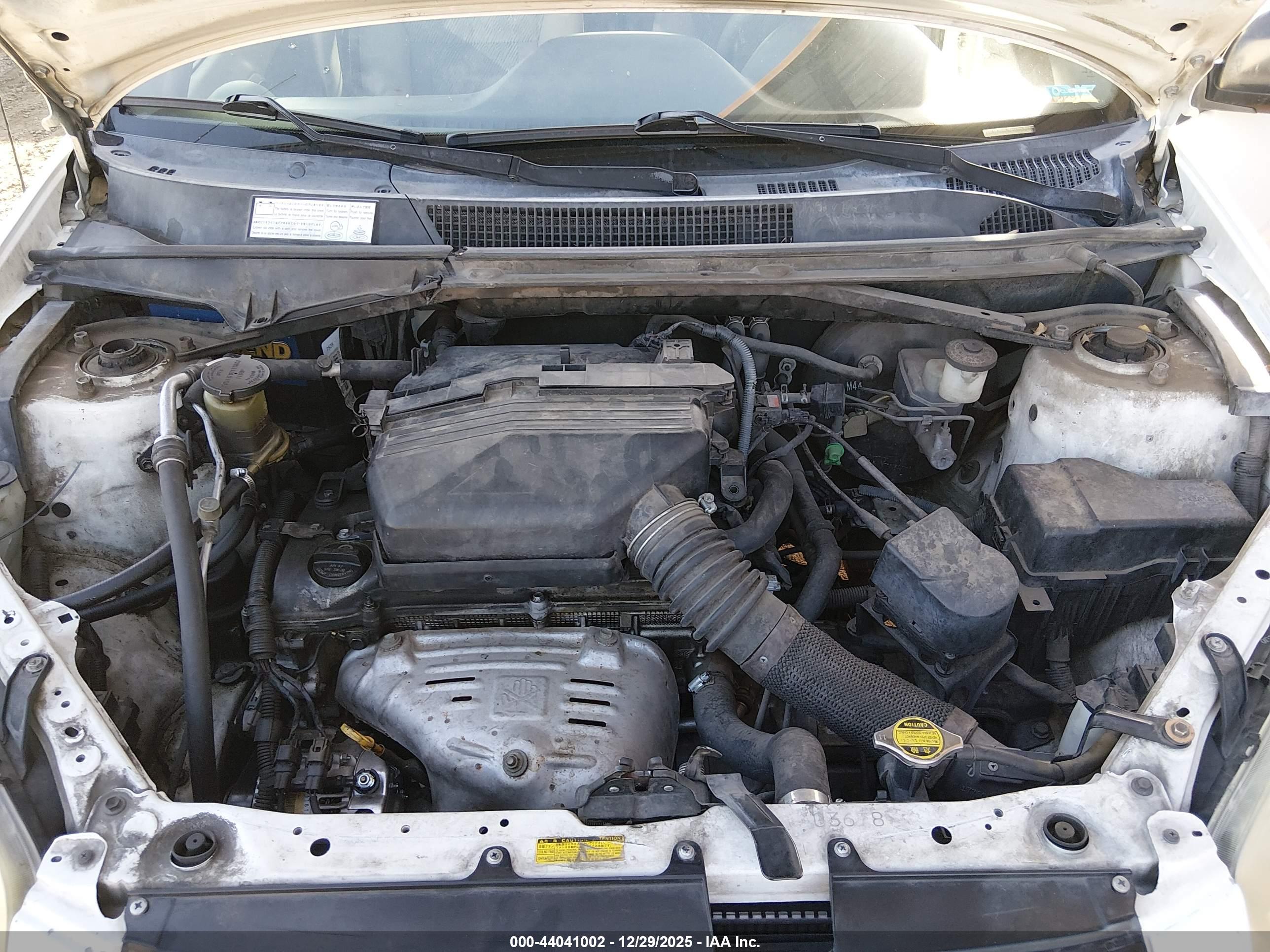 TOYOTA RAV4 image 10