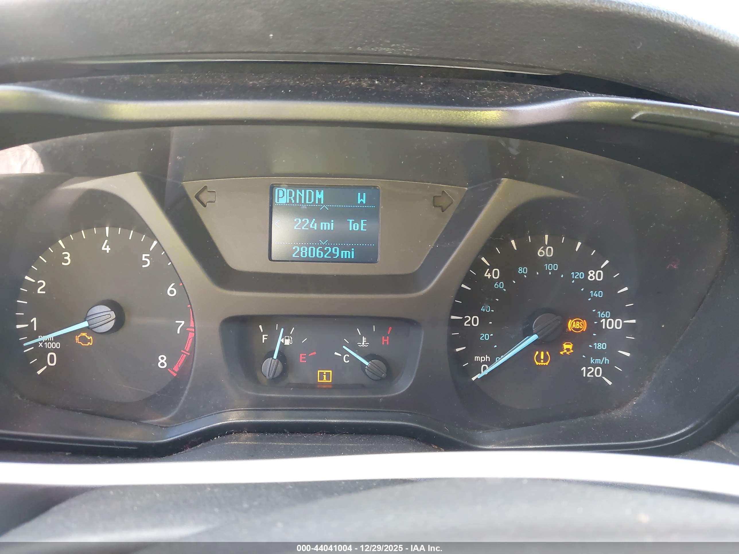 FORD TRANSIT-350 image 7