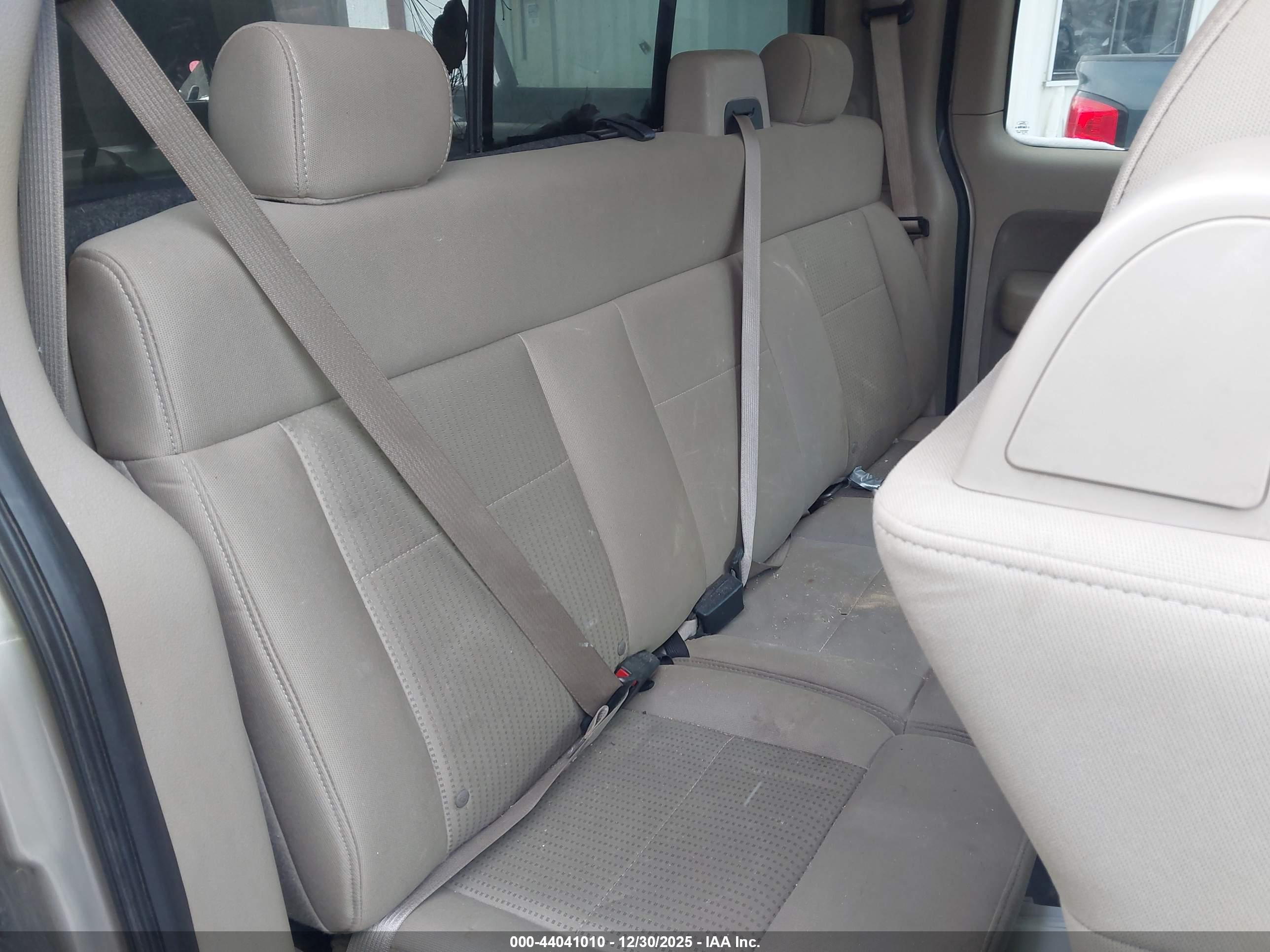 FORD F-150 image 8
