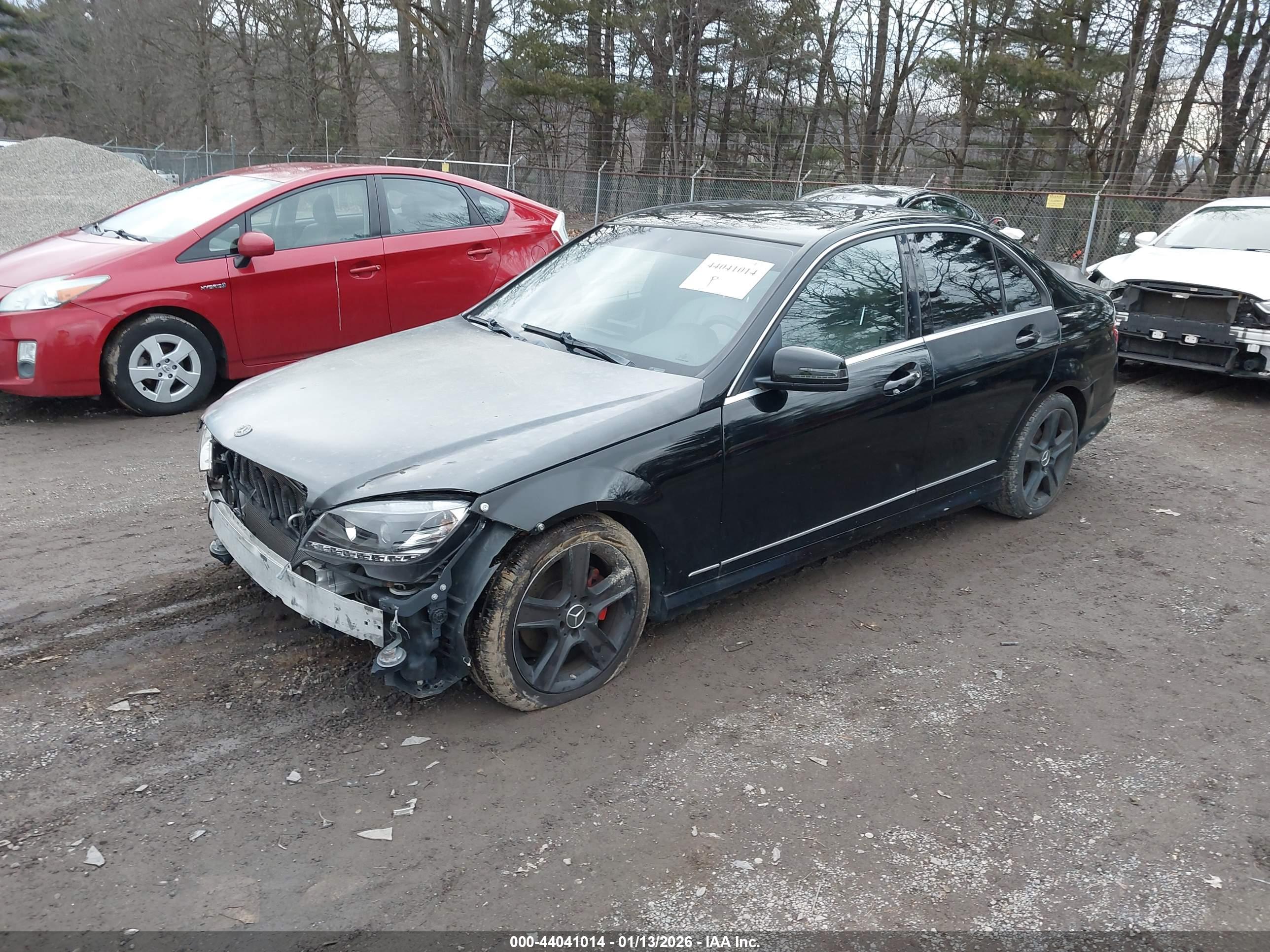 MERCEDES-BENZ C image 2