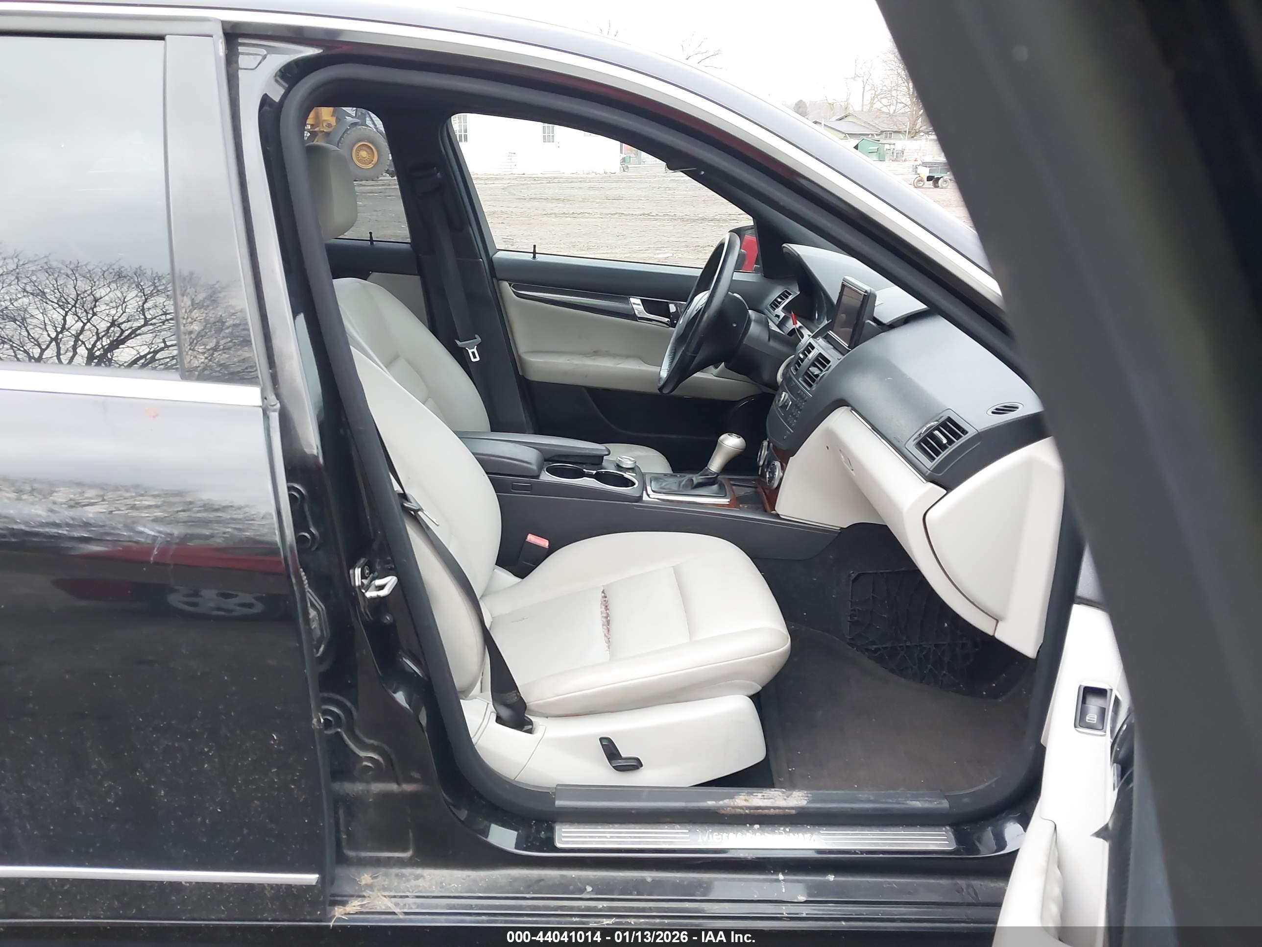 MERCEDES-BENZ C image 5