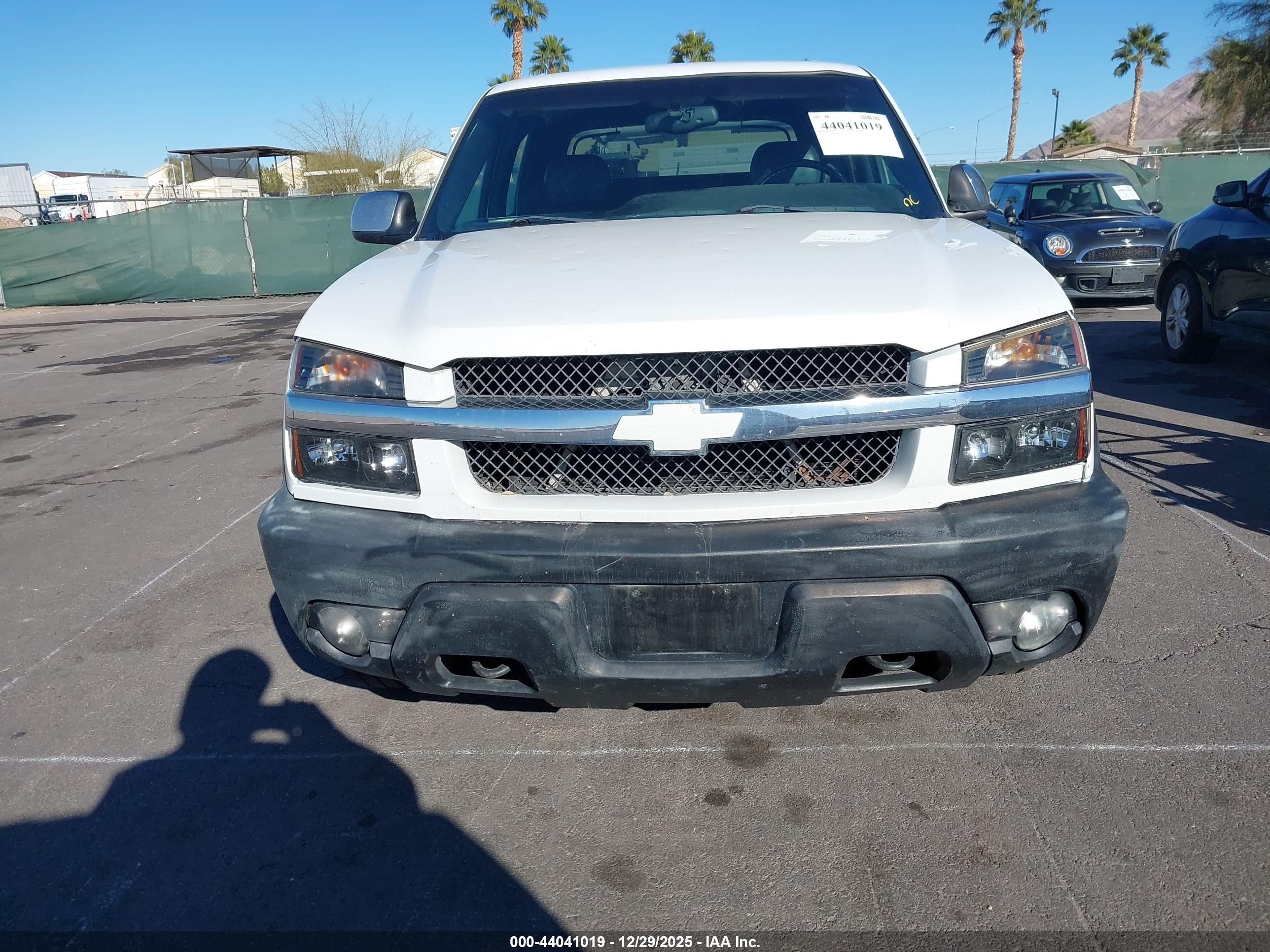 CHEVROLET AVALANCHE image 6