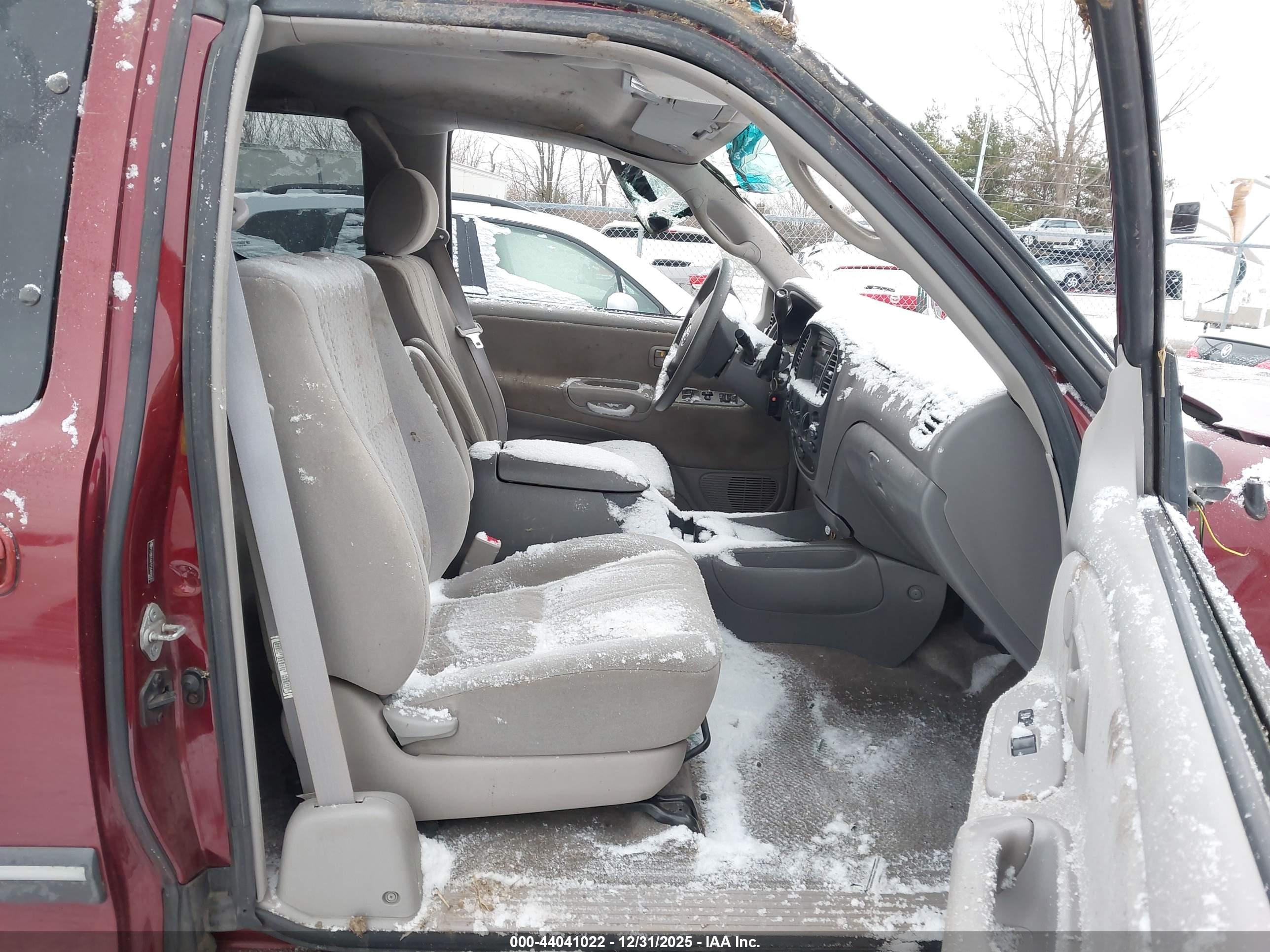 TOYOTA TUNDRA image 5