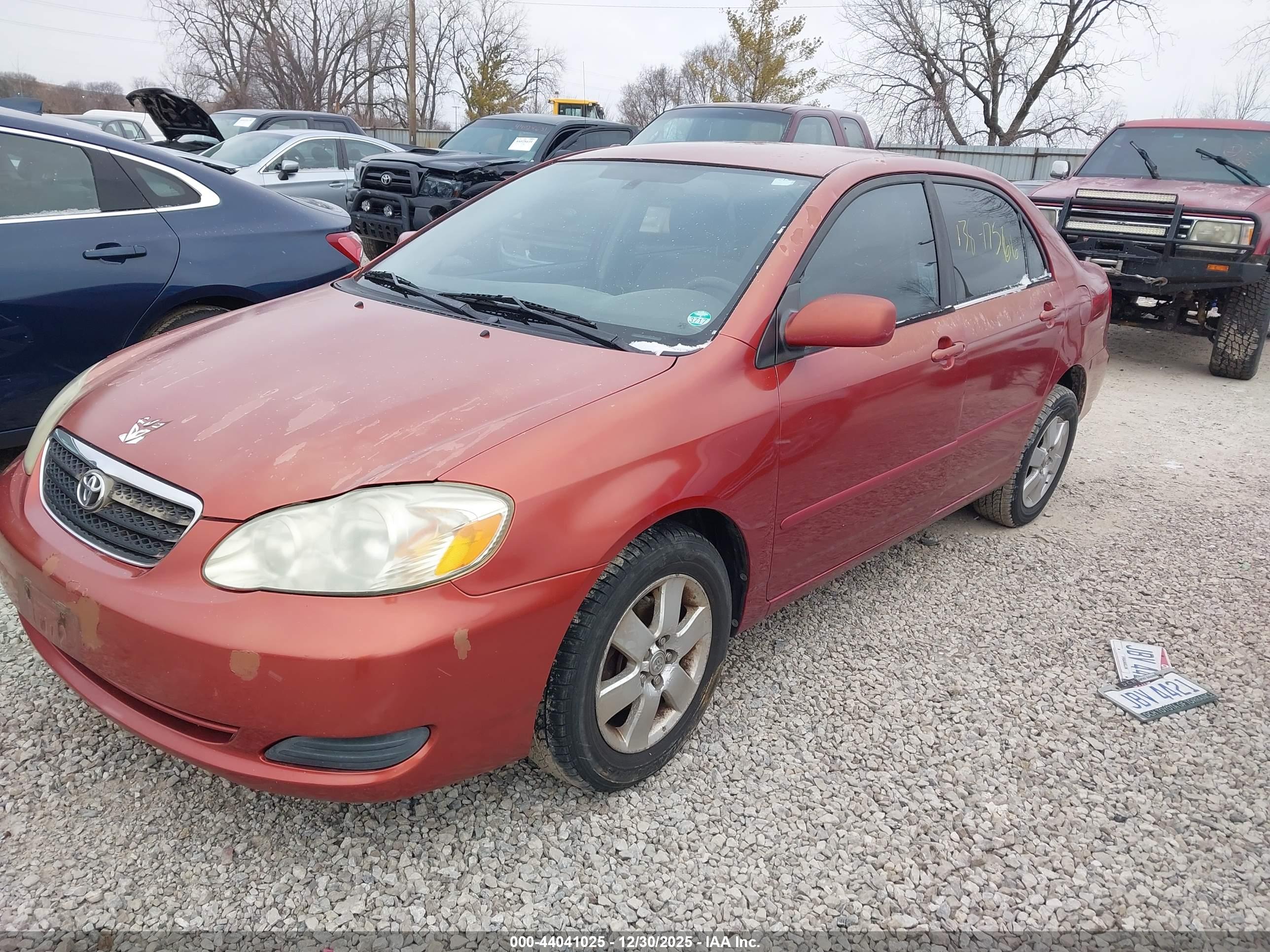 TOYOTA COROLLA image 2
