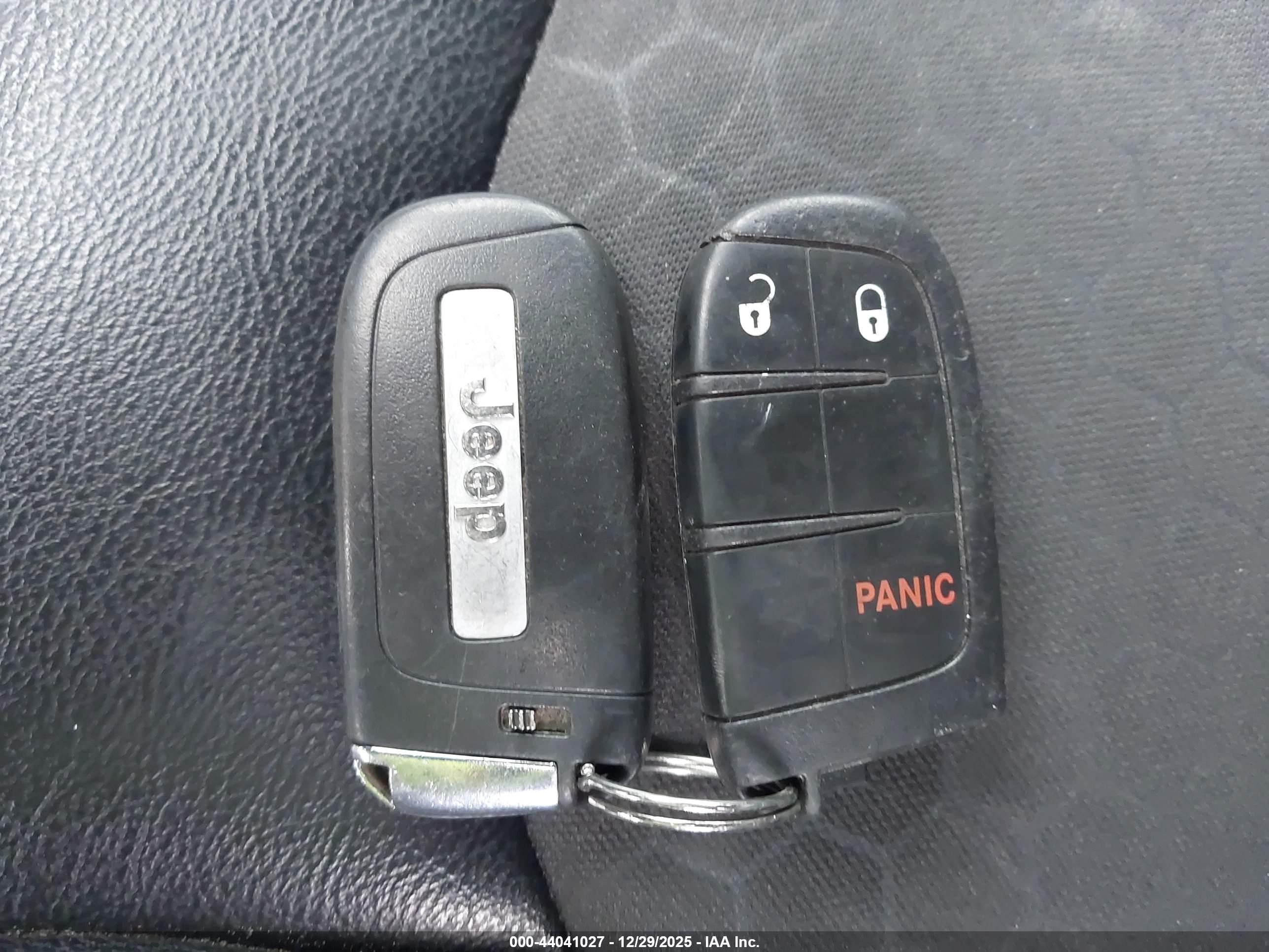 JEEP COMPASS image 11