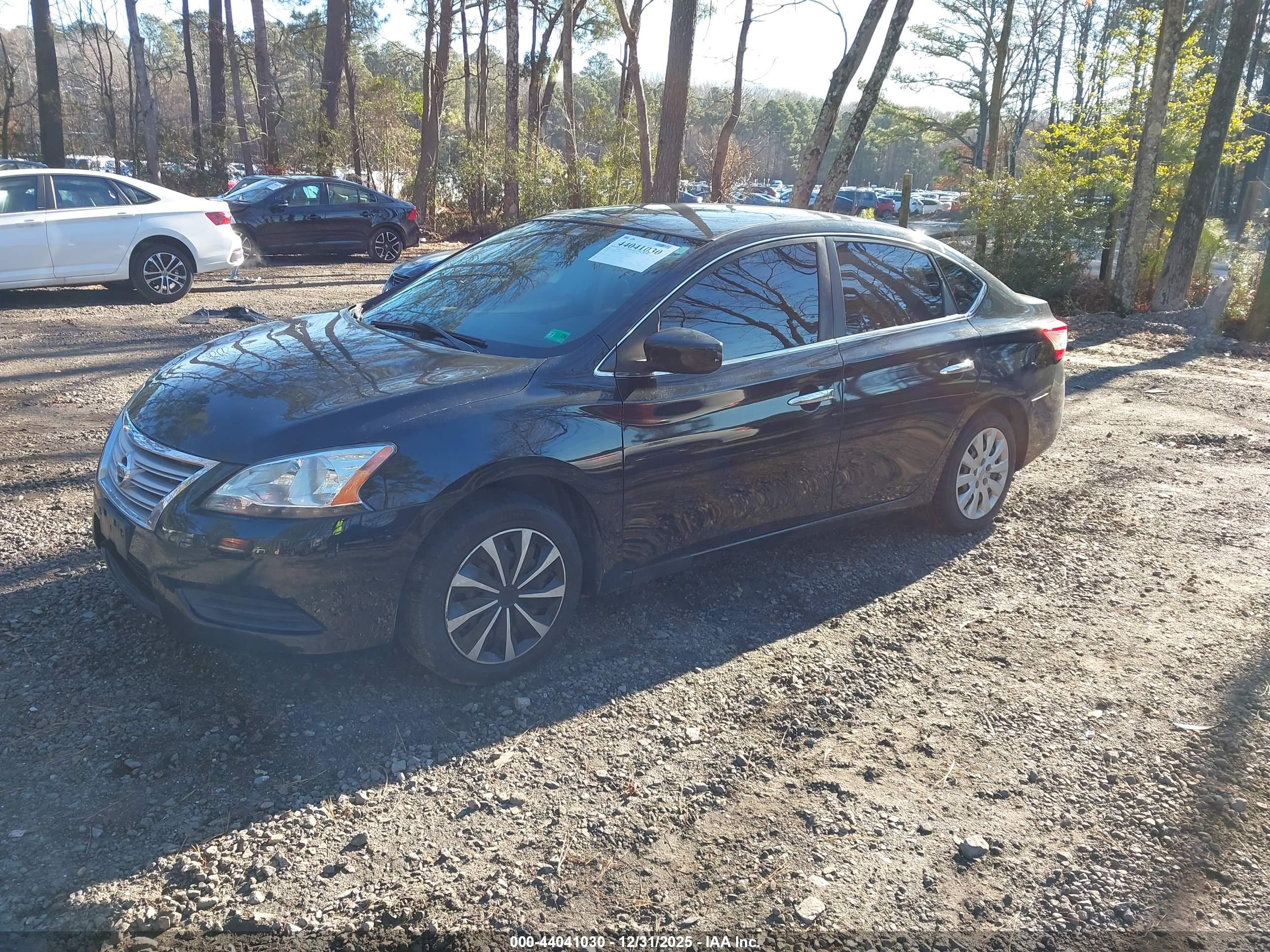 NISSAN SENTRA image 2
