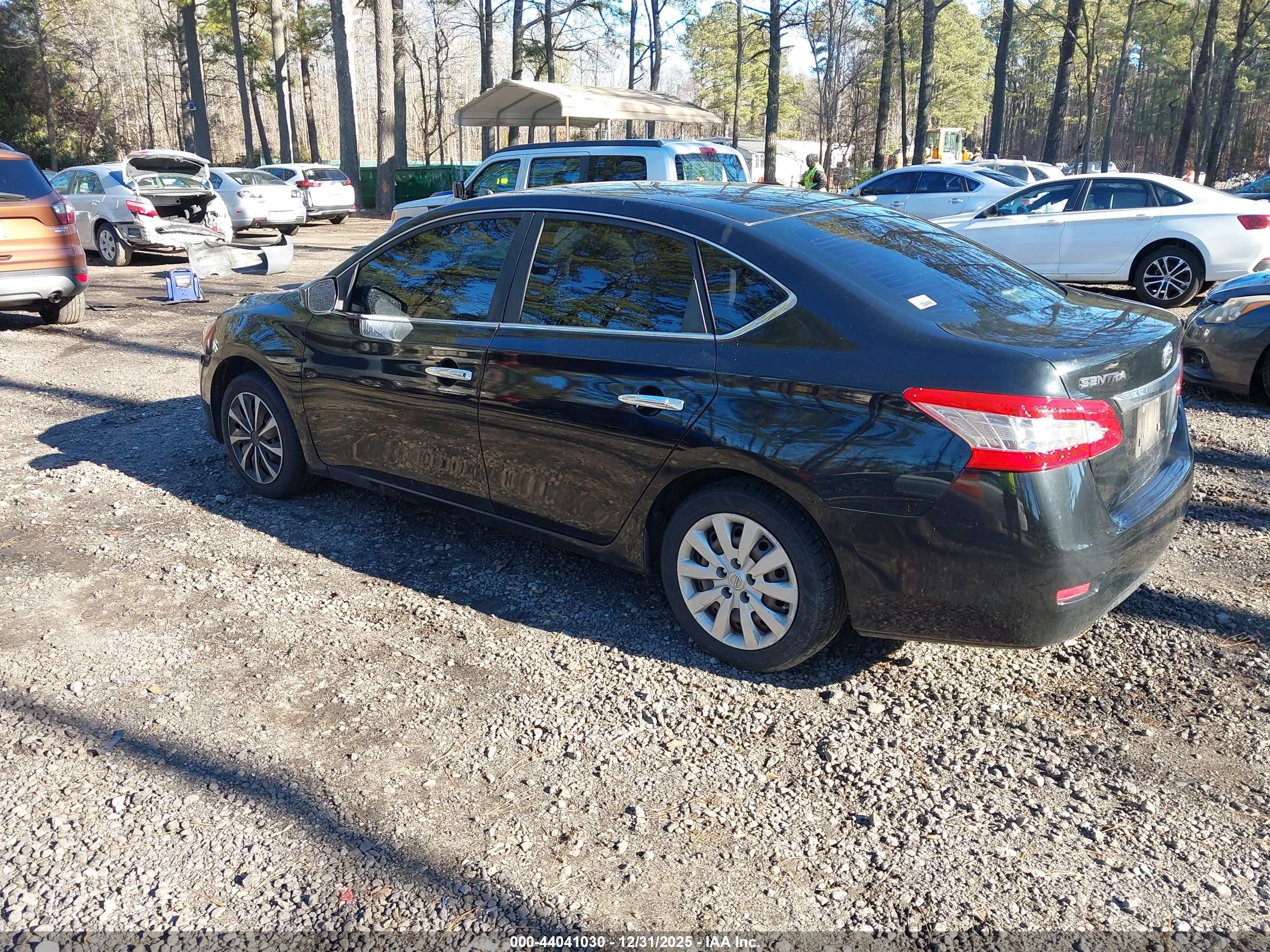 NISSAN SENTRA image 3