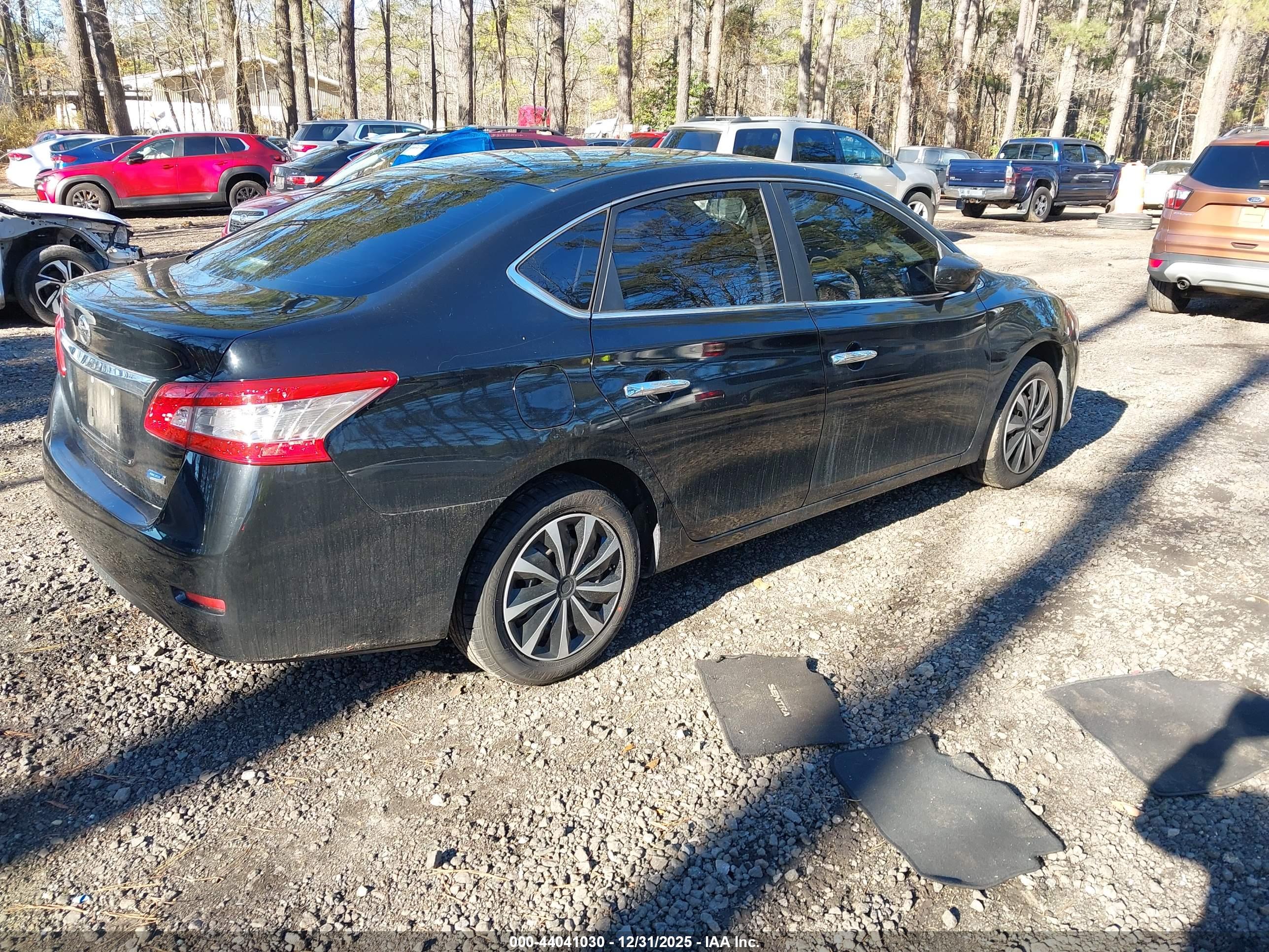 NISSAN SENTRA image 4
