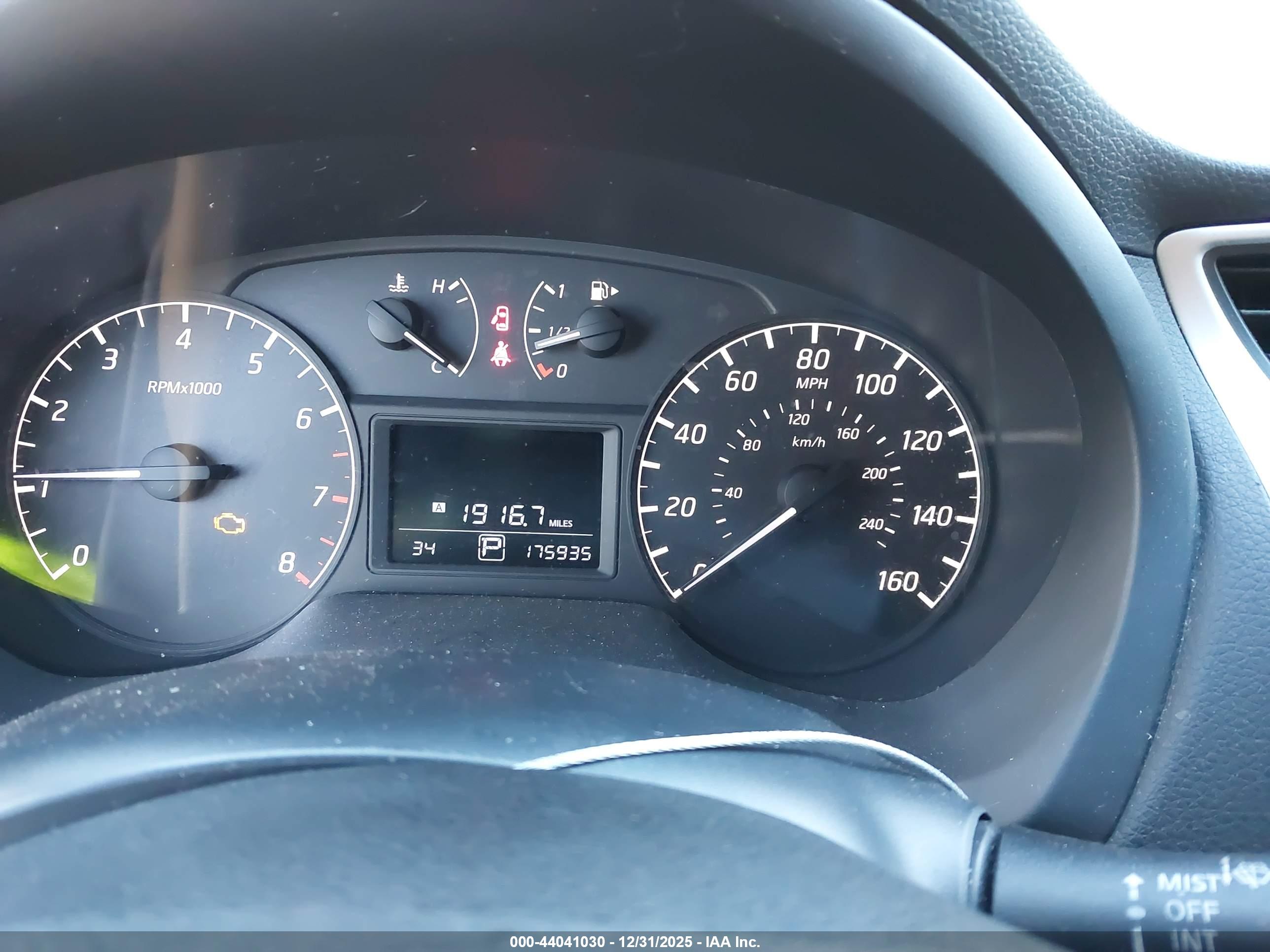 NISSAN SENTRA image 7