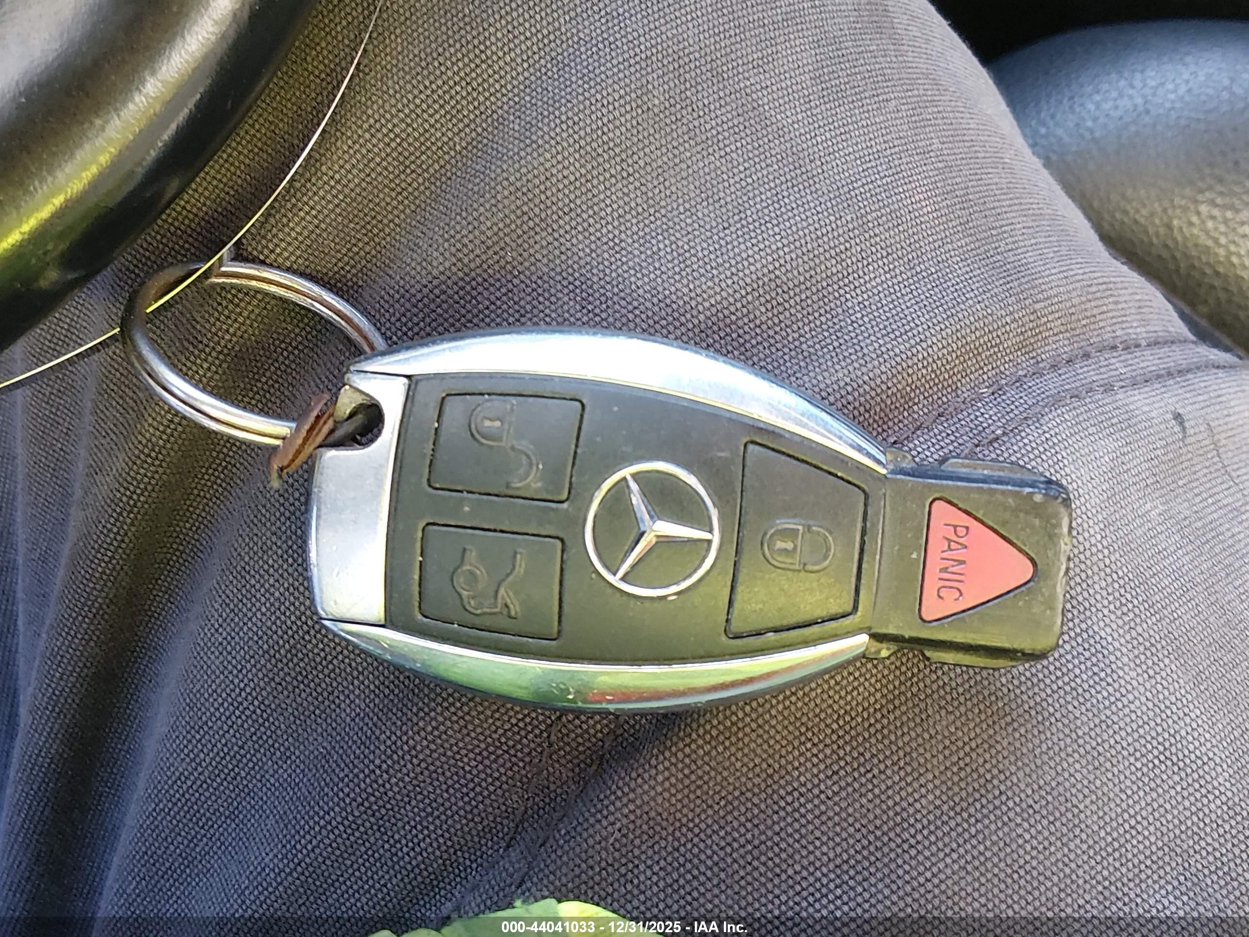 MERCEDES-BENZ C image 11