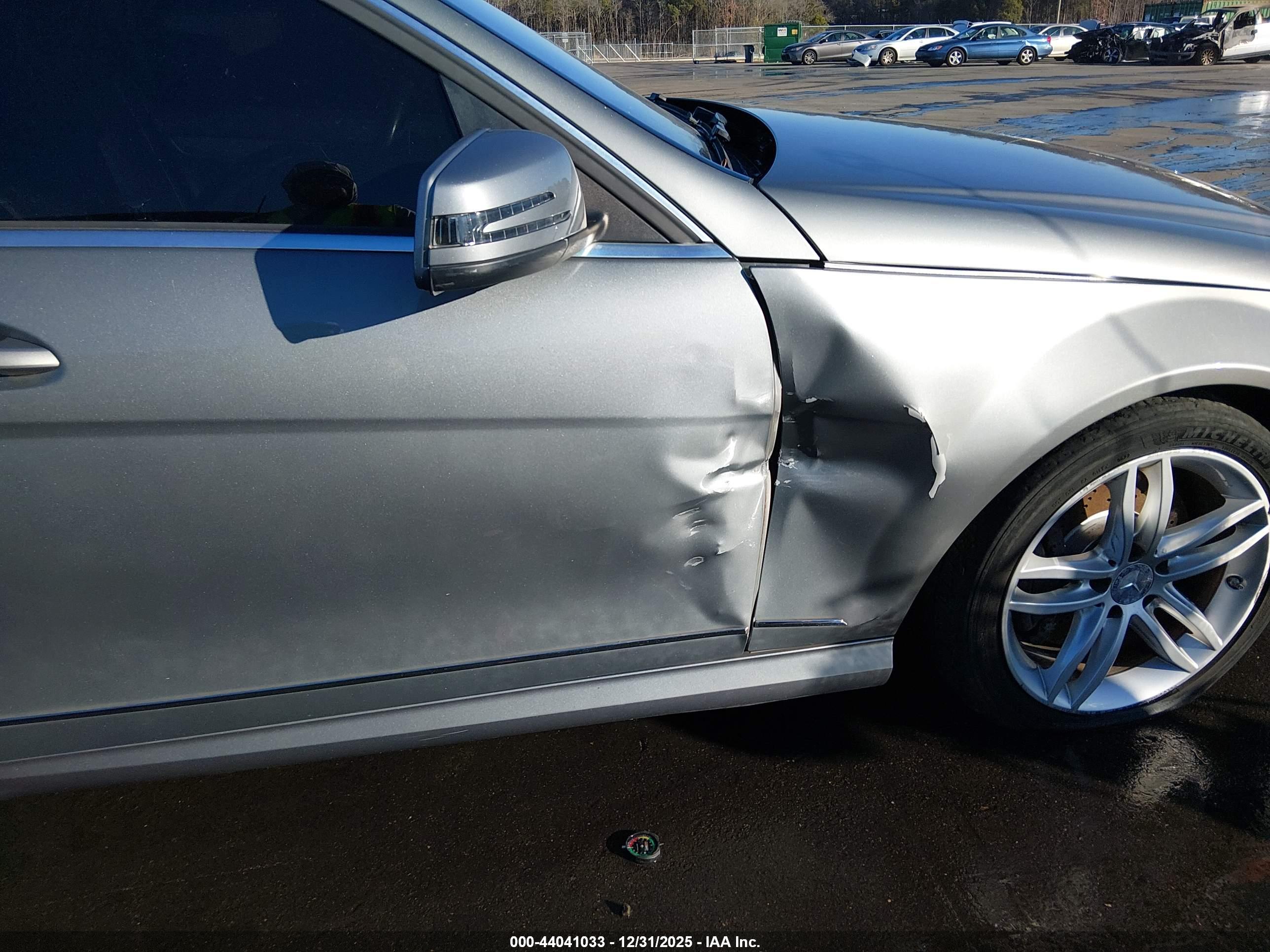 MERCEDES-BENZ C image 6
