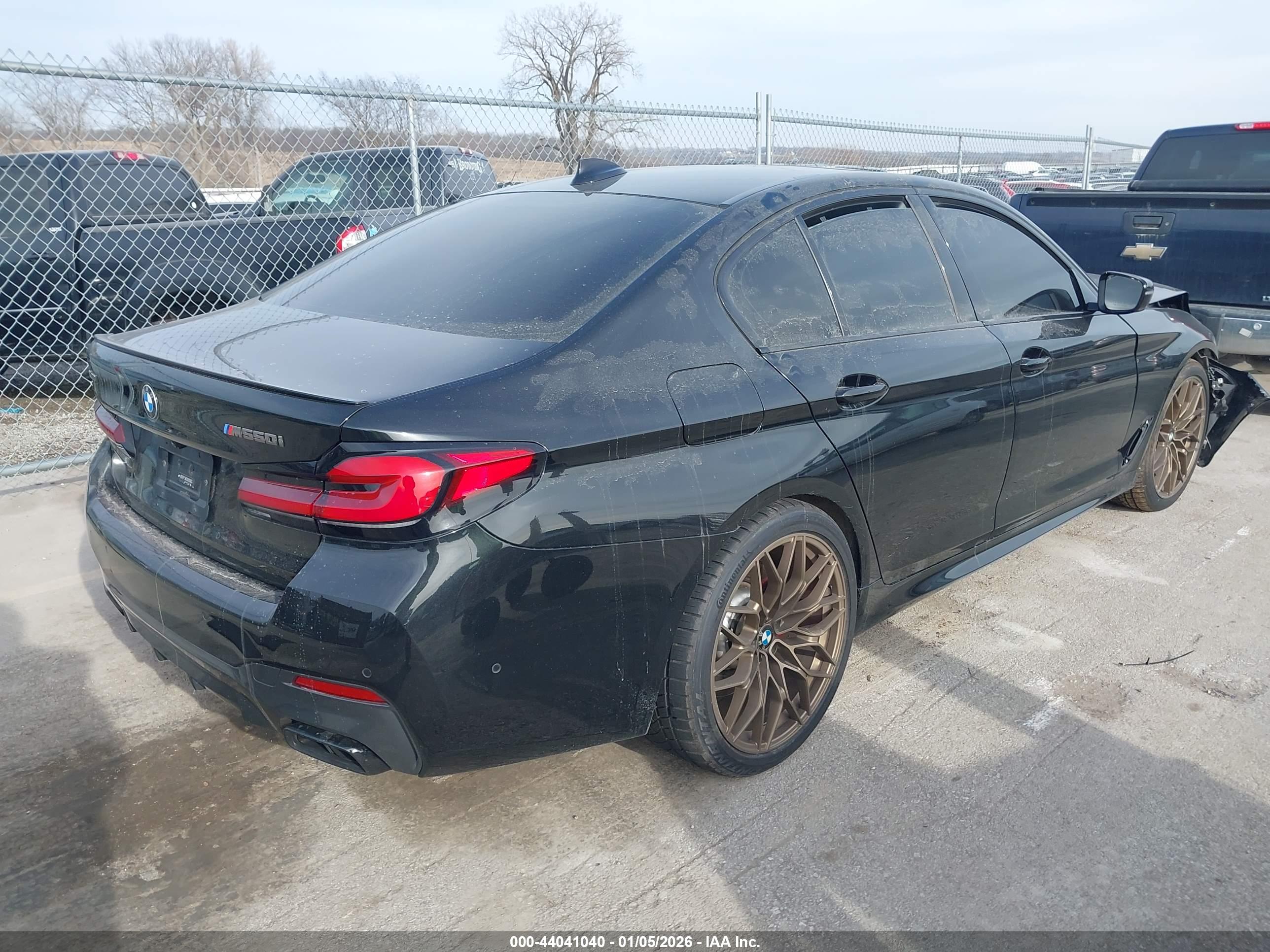 BMW M550I image 4