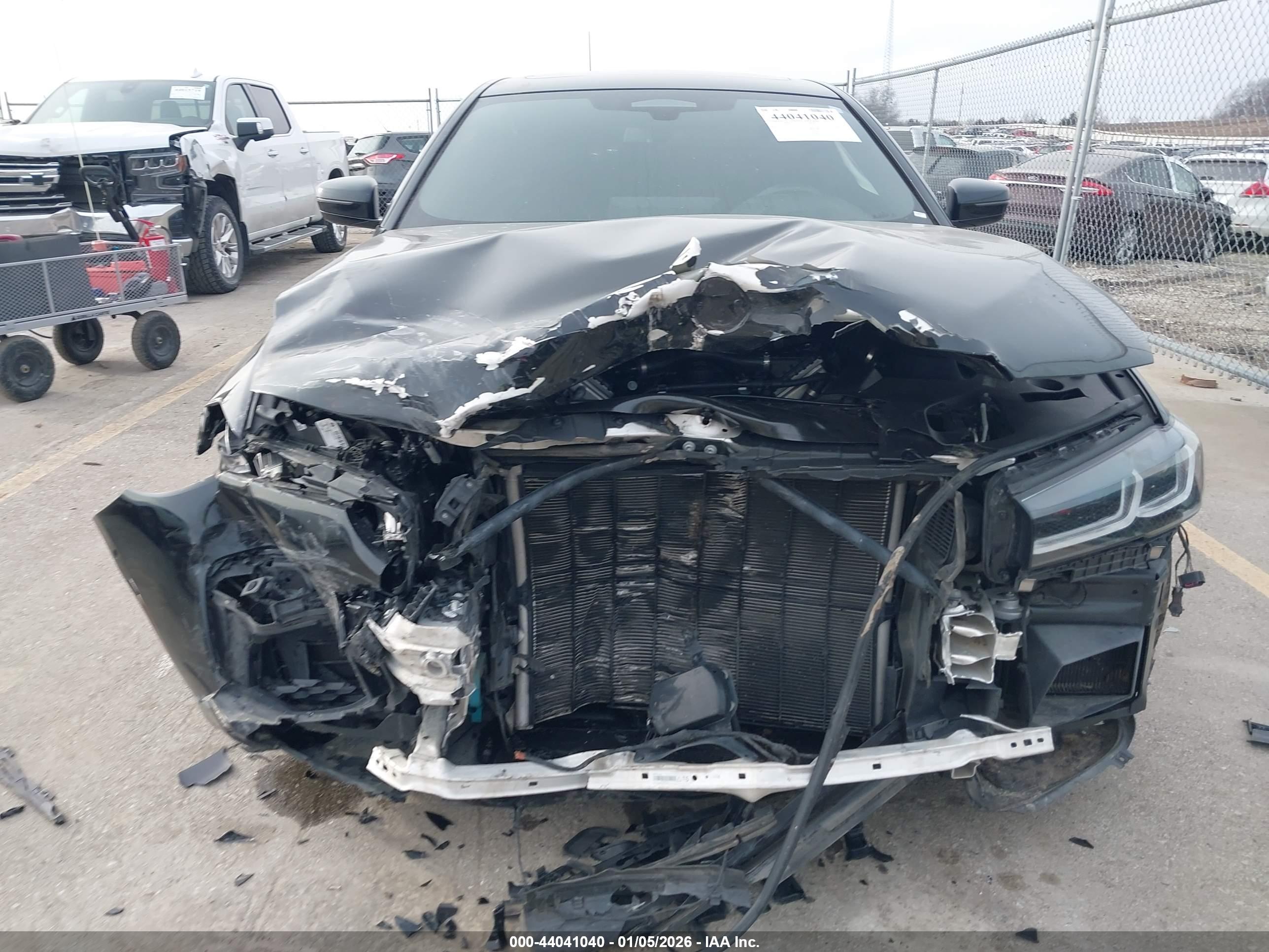 BMW M550I image 6