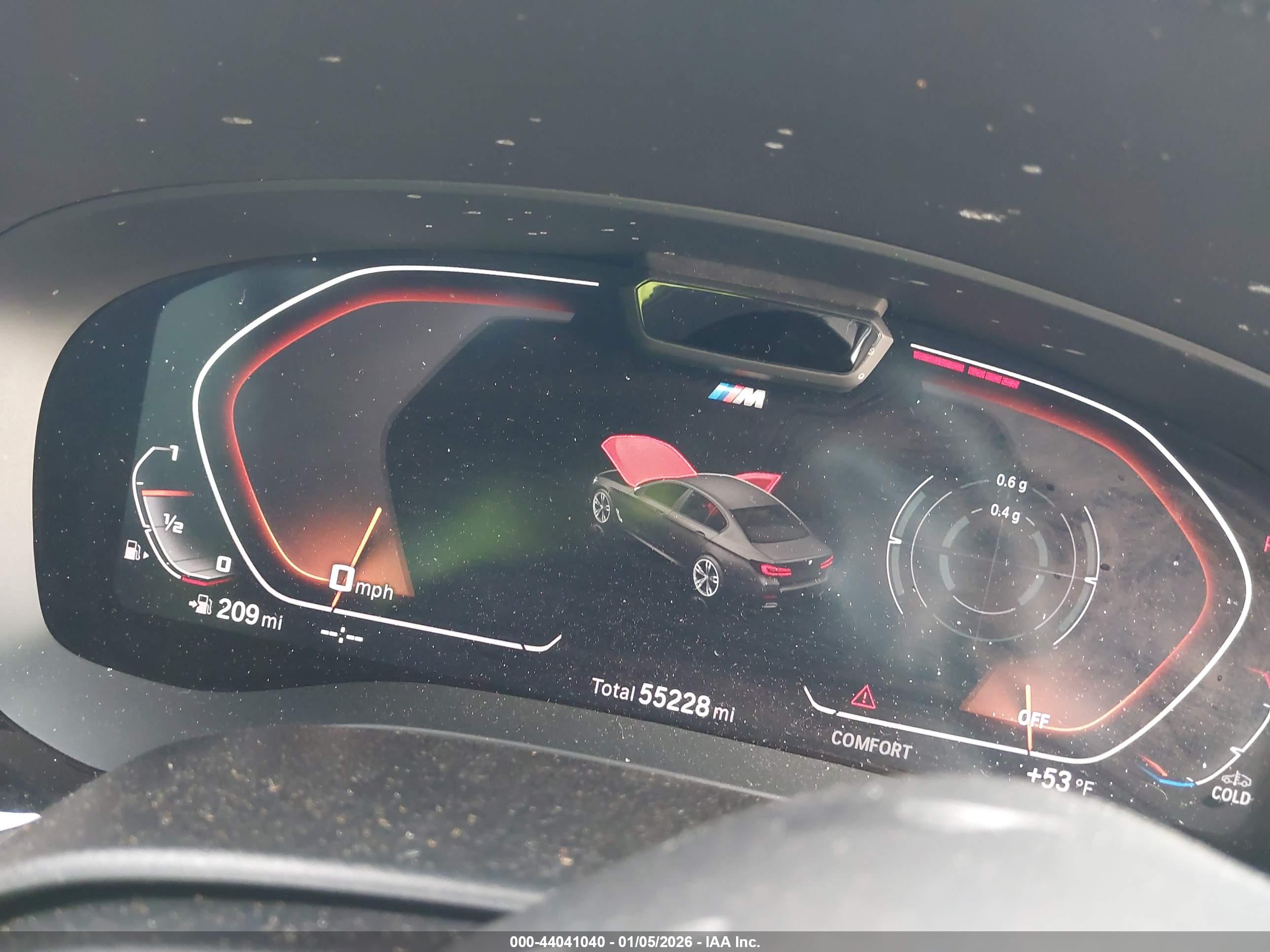 BMW M550I image 7