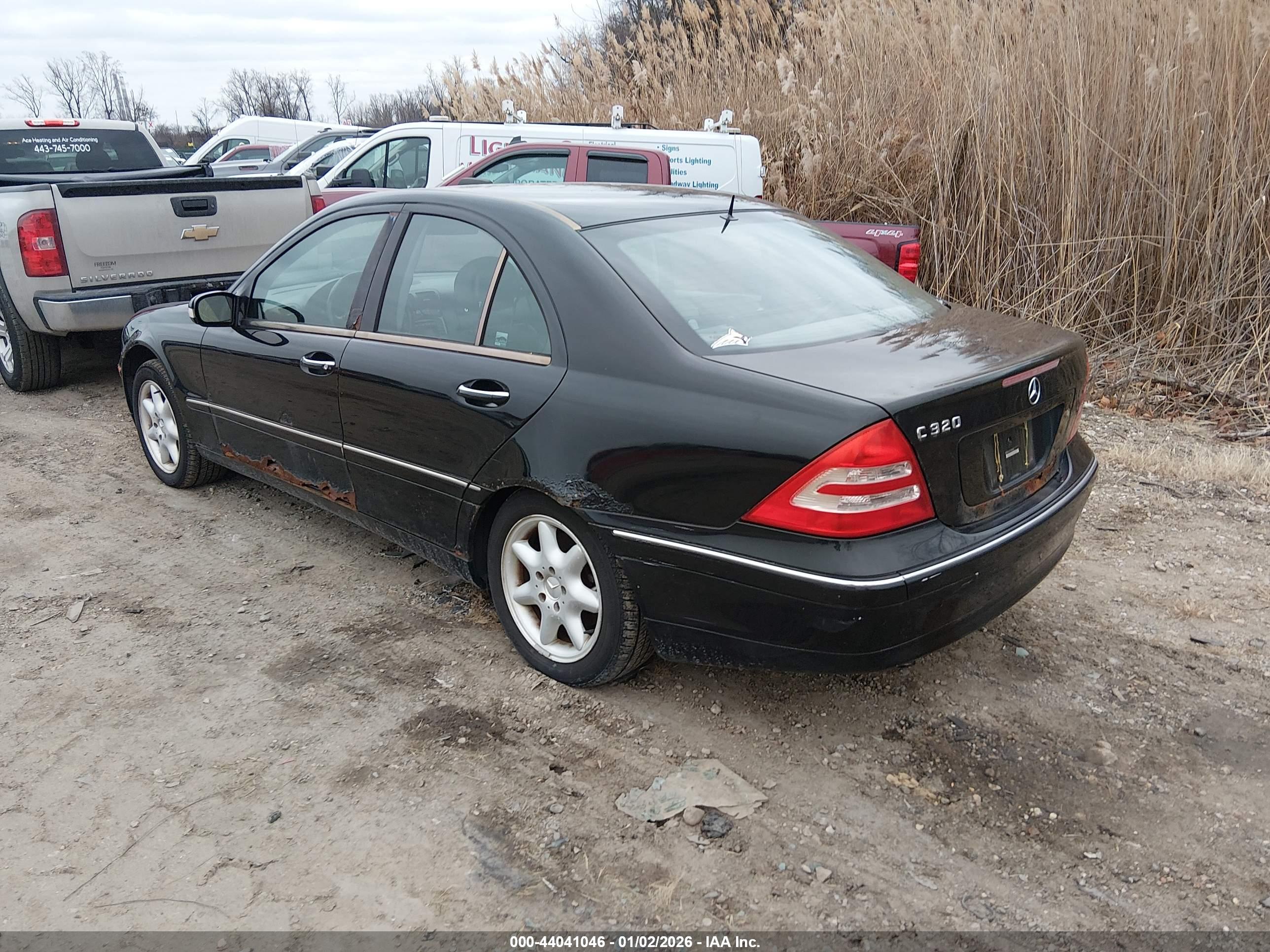 MERCEDES-BENZ C image 3