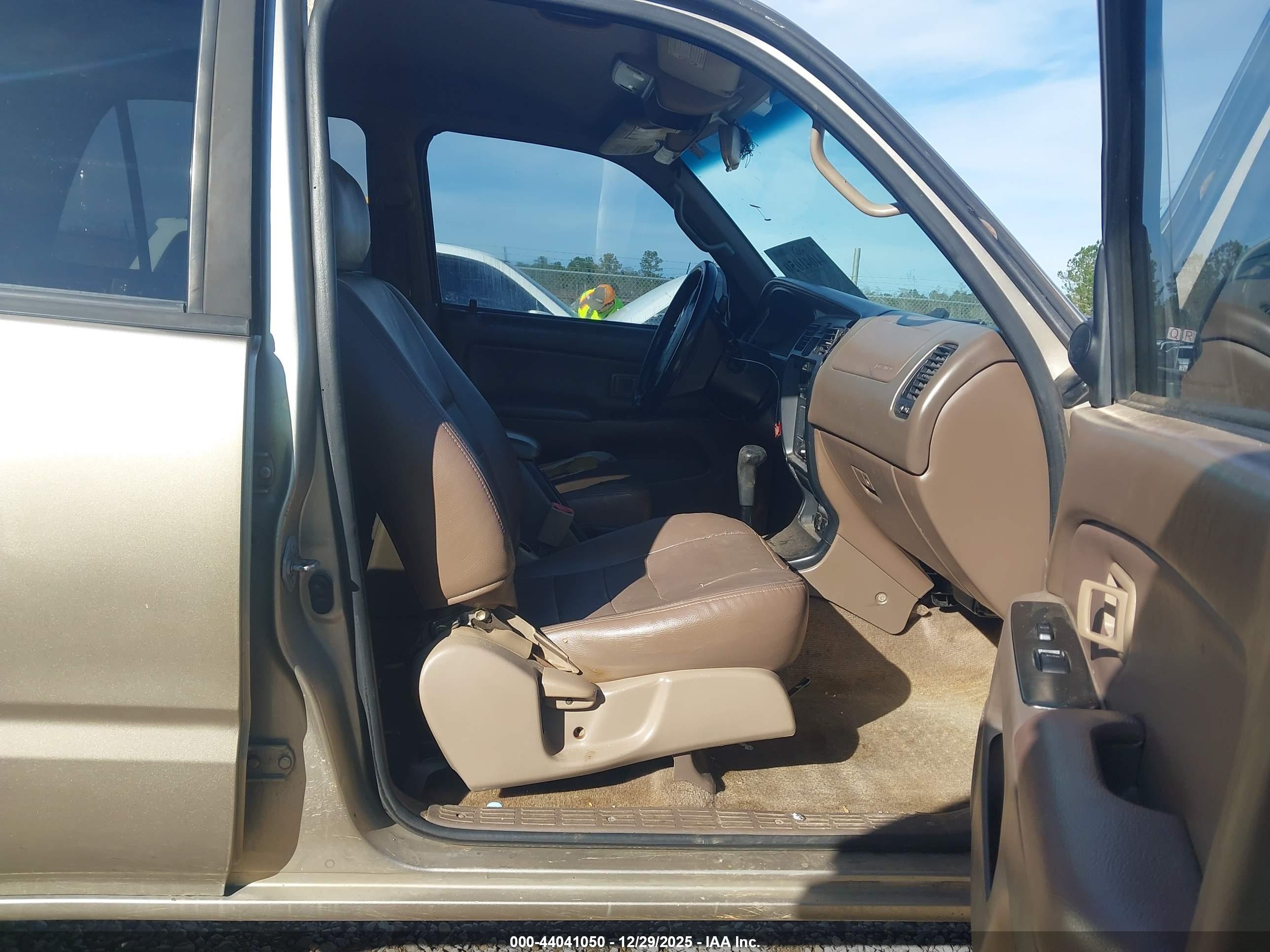 TOYOTA 4RUNNER image 5