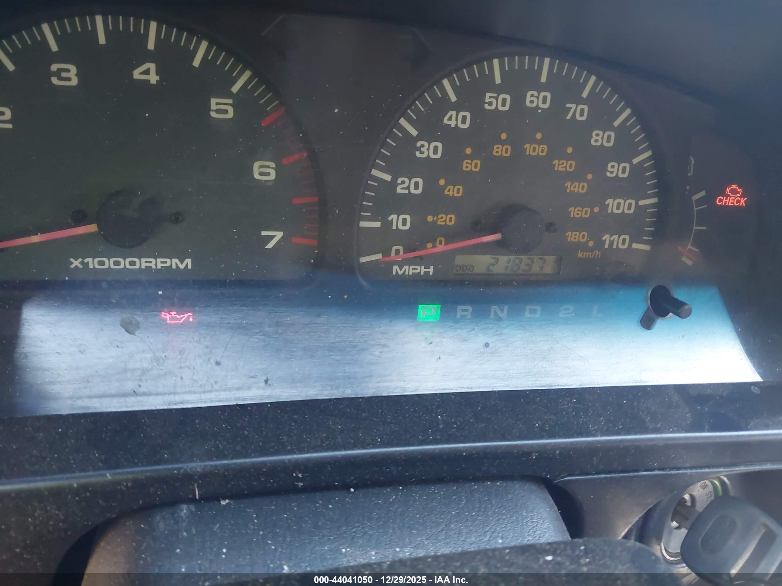 TOYOTA 4RUNNER image 7