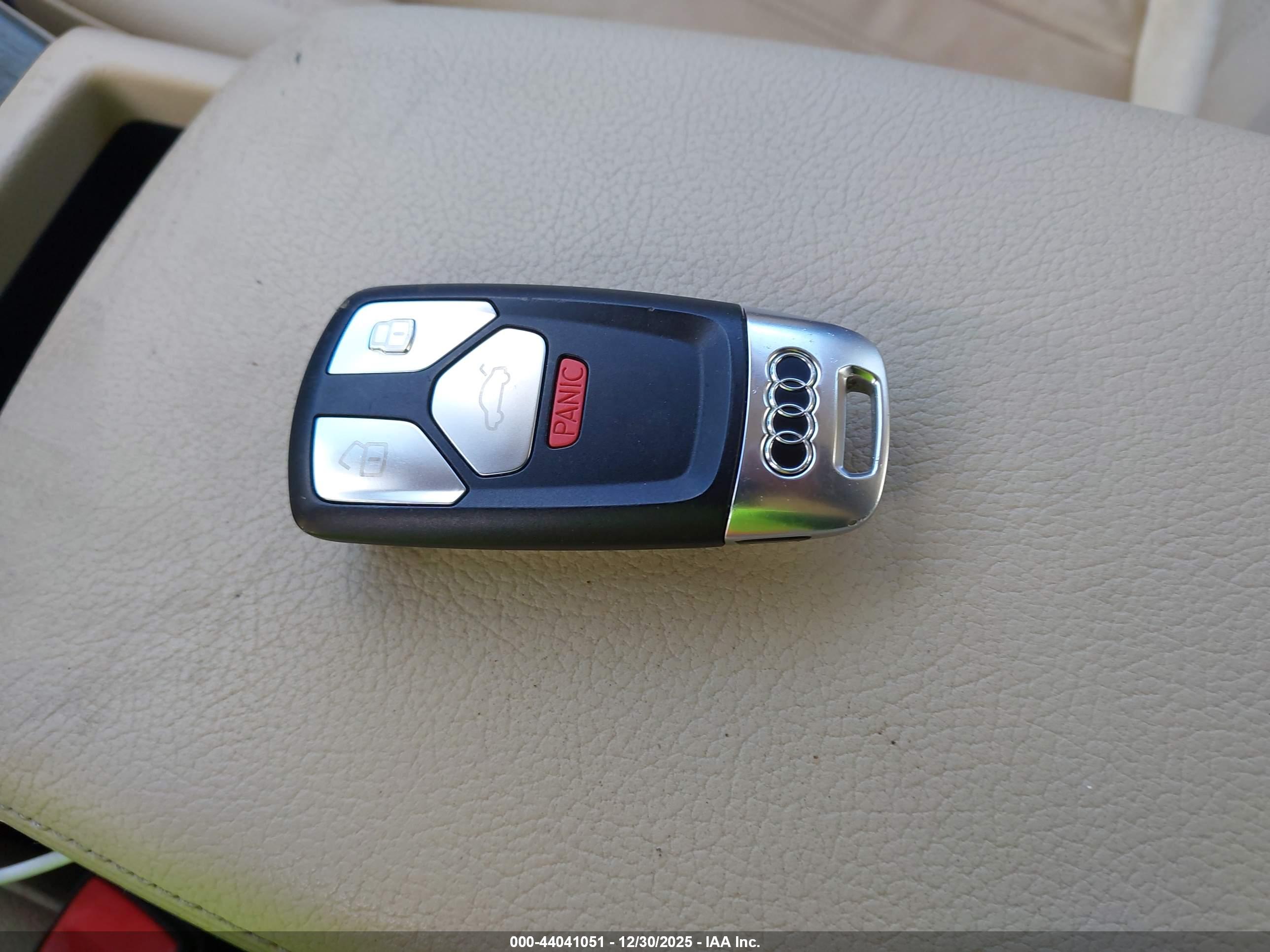 AUDI A4 image 11