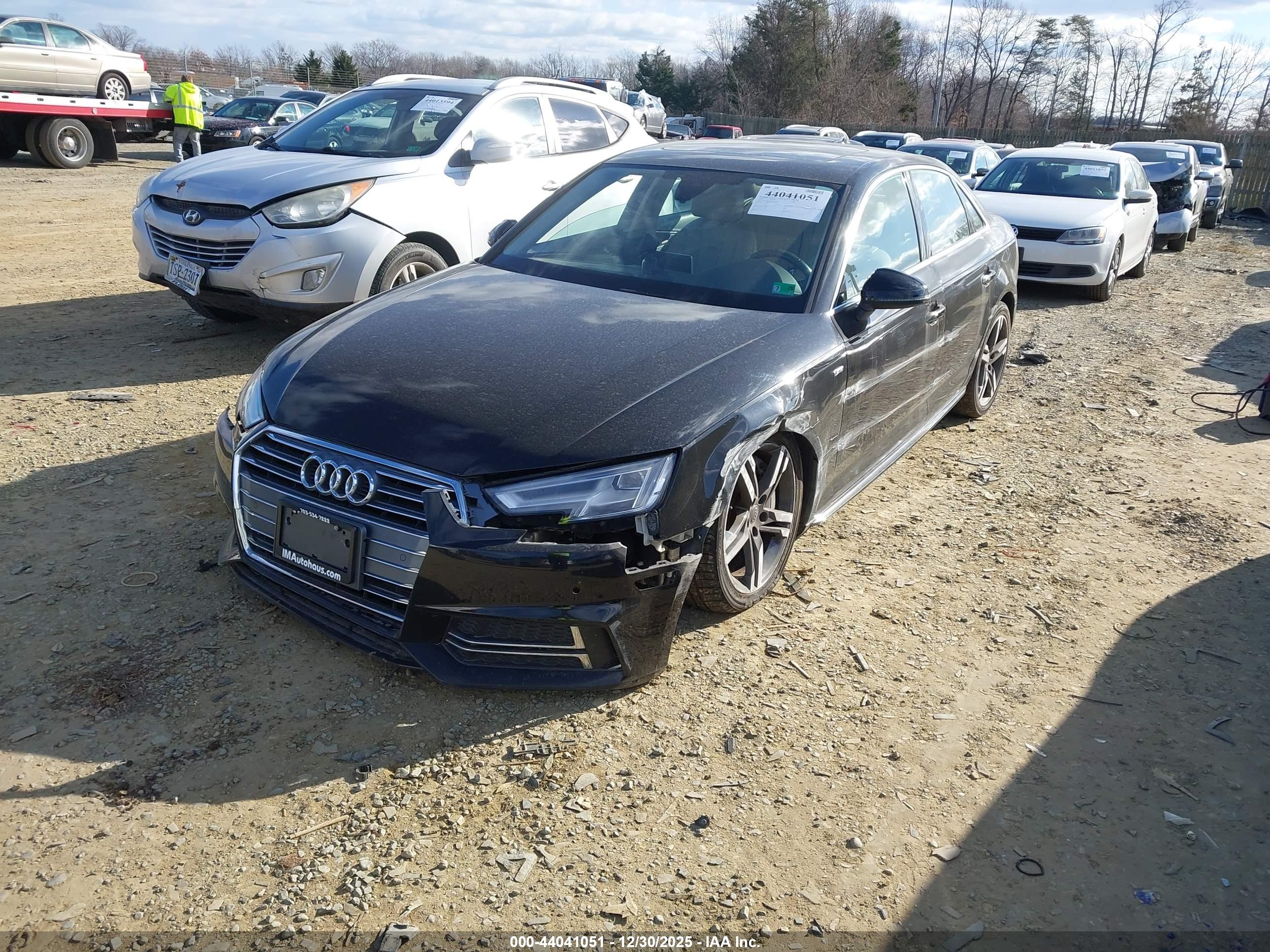 AUDI A4 image 2