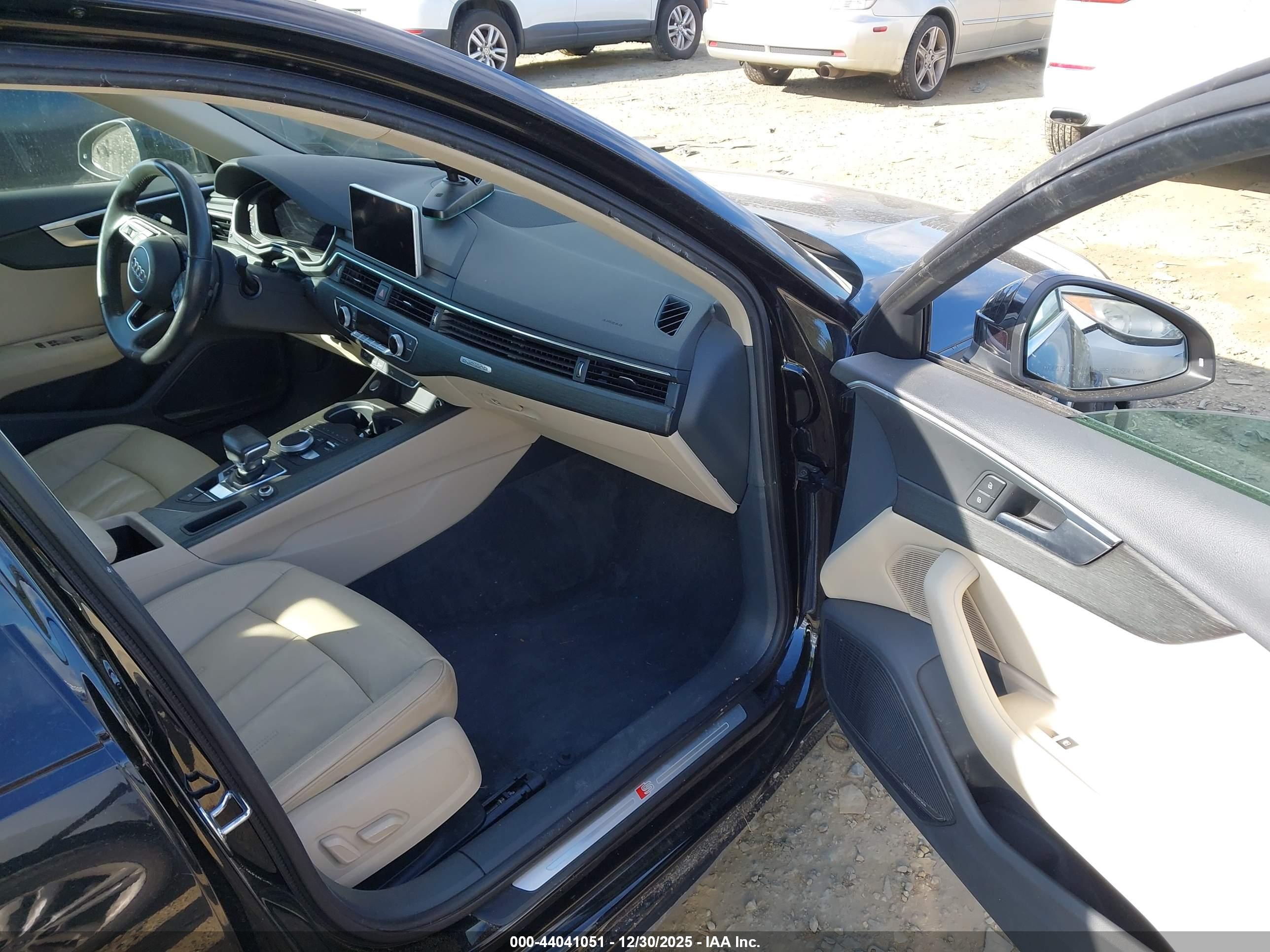 AUDI A4 image 5
