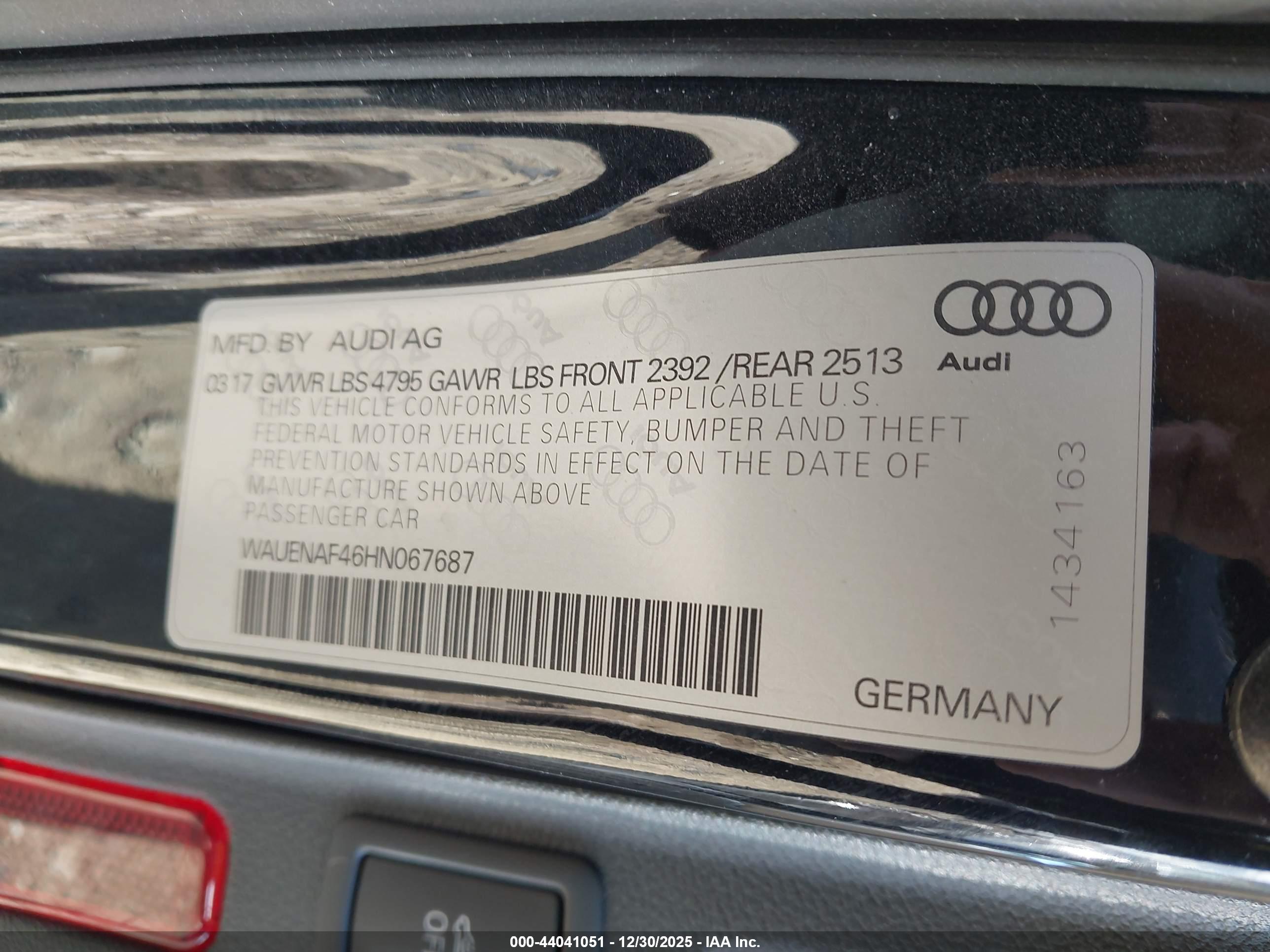 AUDI A4 image 9