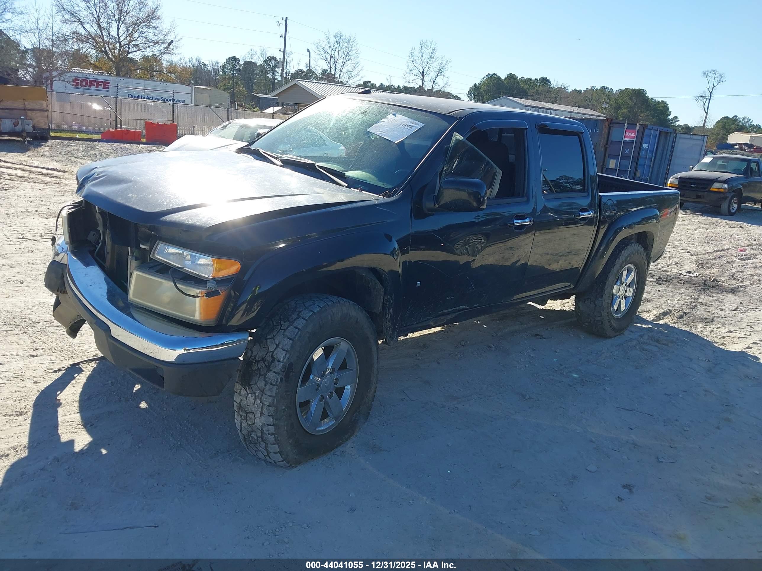 CHEVROLET COLORADO image 2