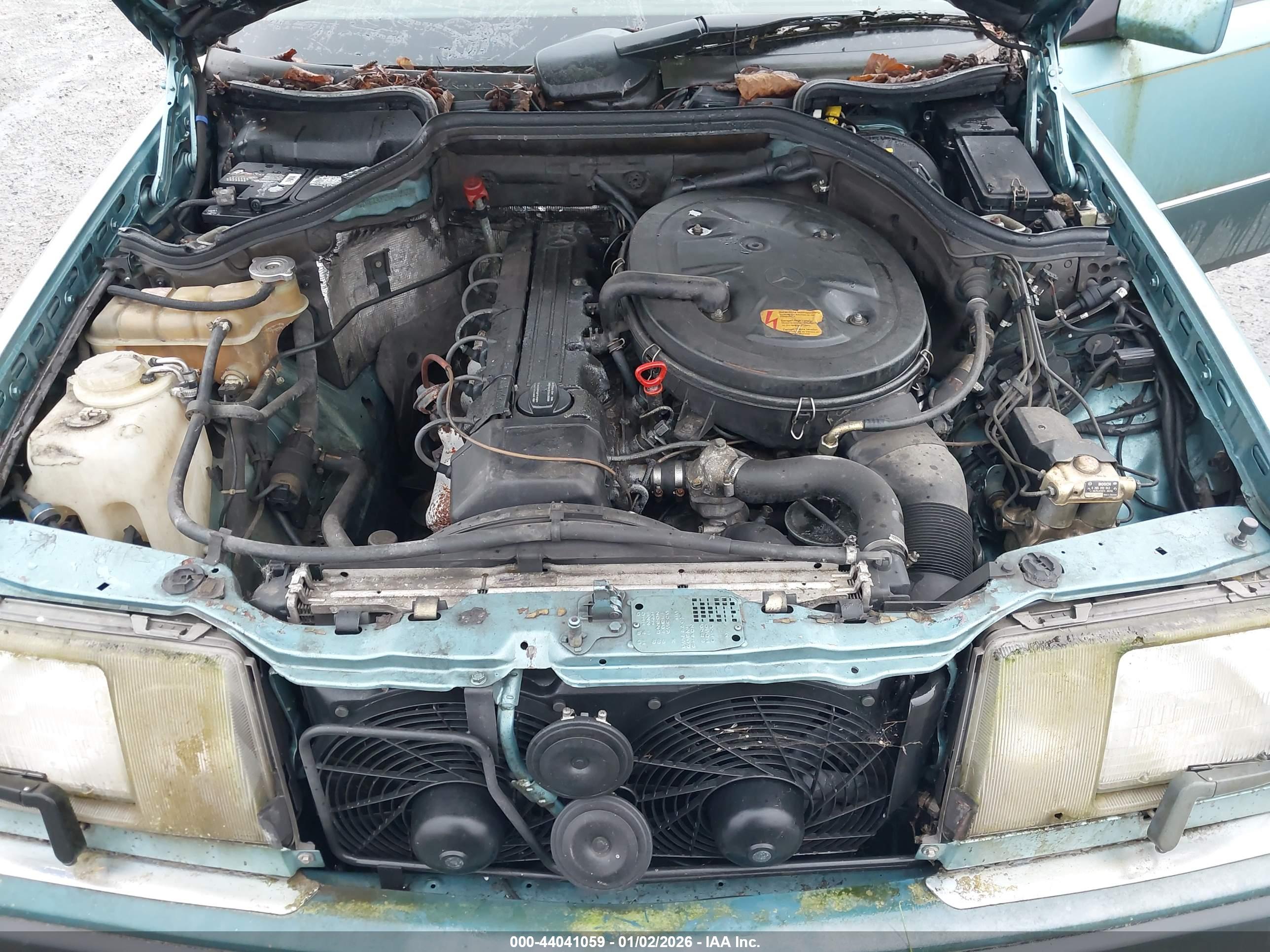 MERCEDES-BENZ 300 image 10