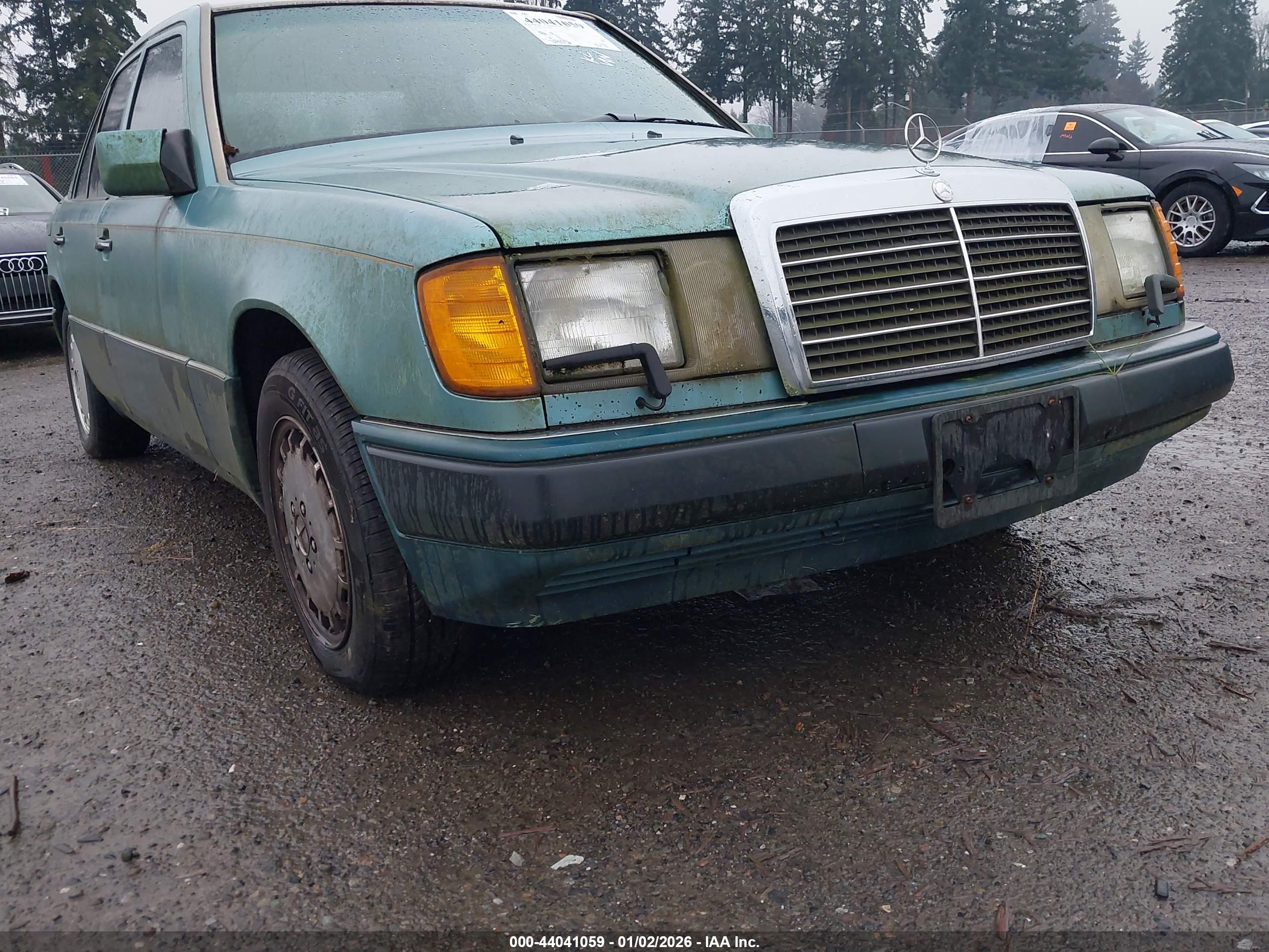 MERCEDES-BENZ 300 image 6