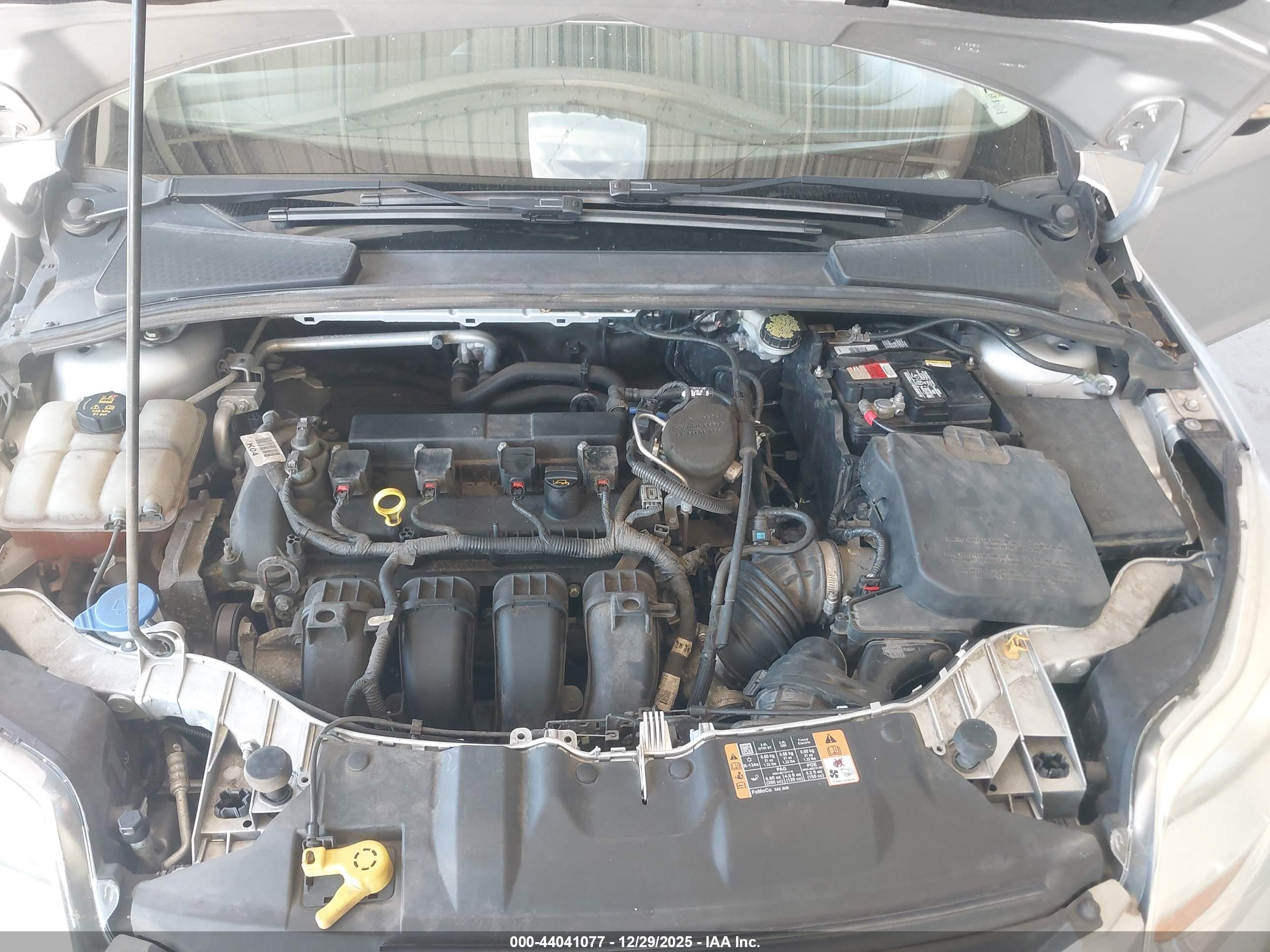 FORD FOCUS image 10