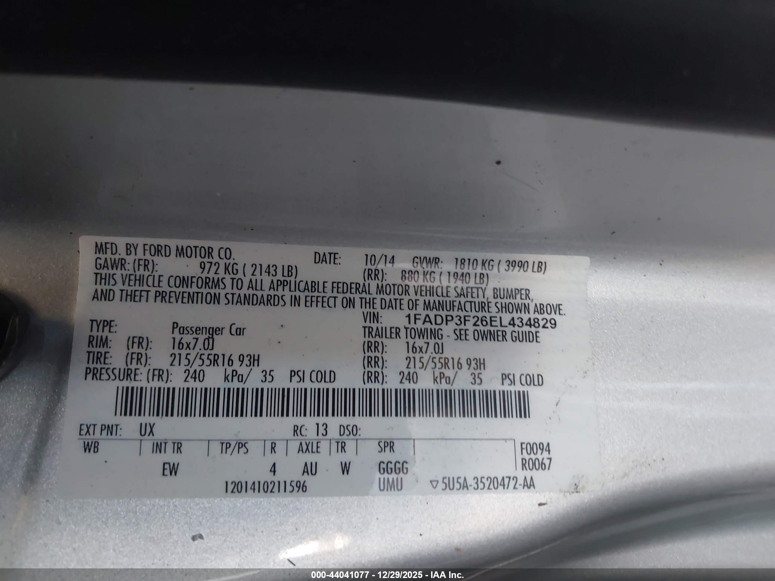 FORD FOCUS image 9