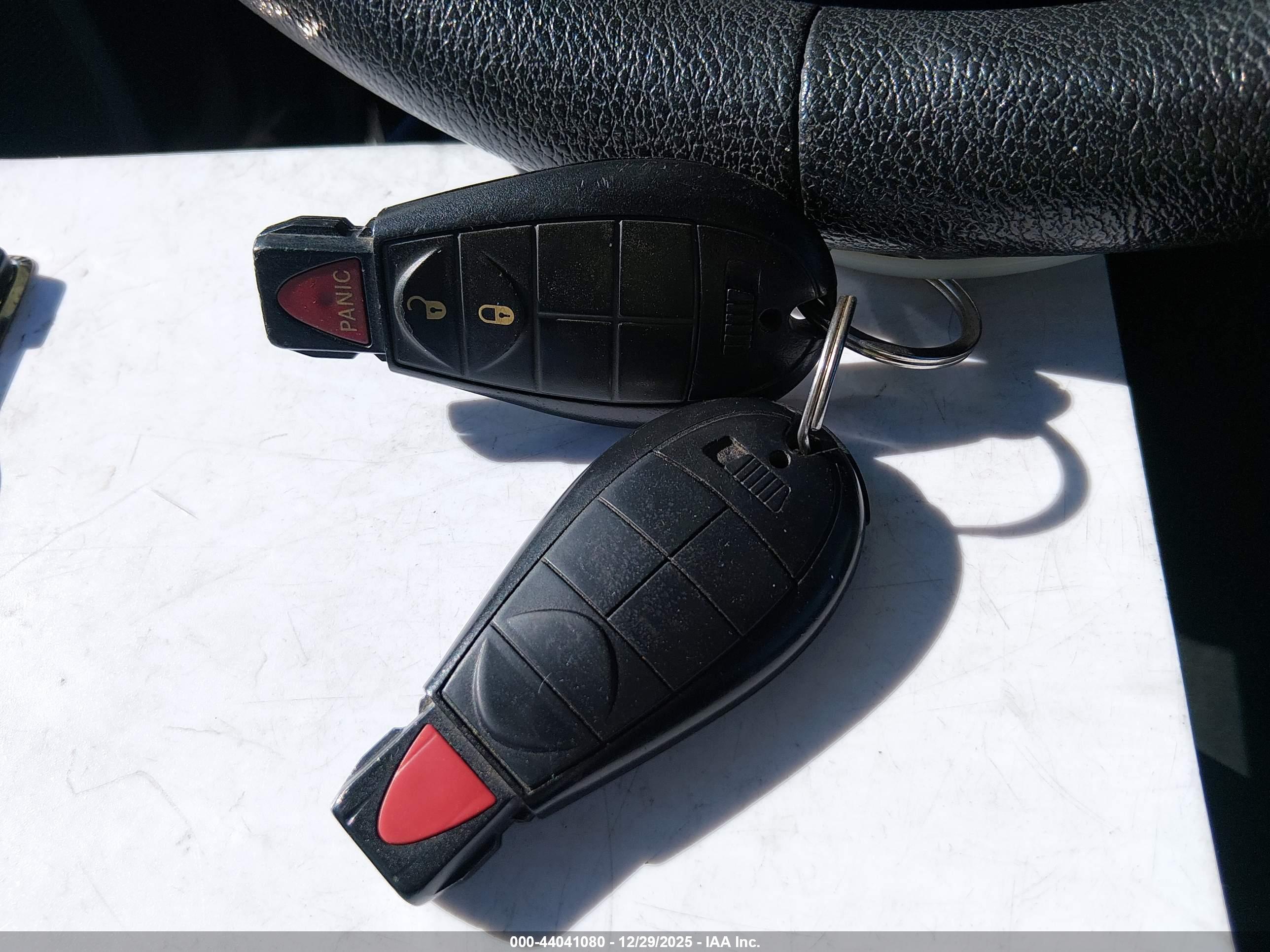JEEP CHEROKEE image 11