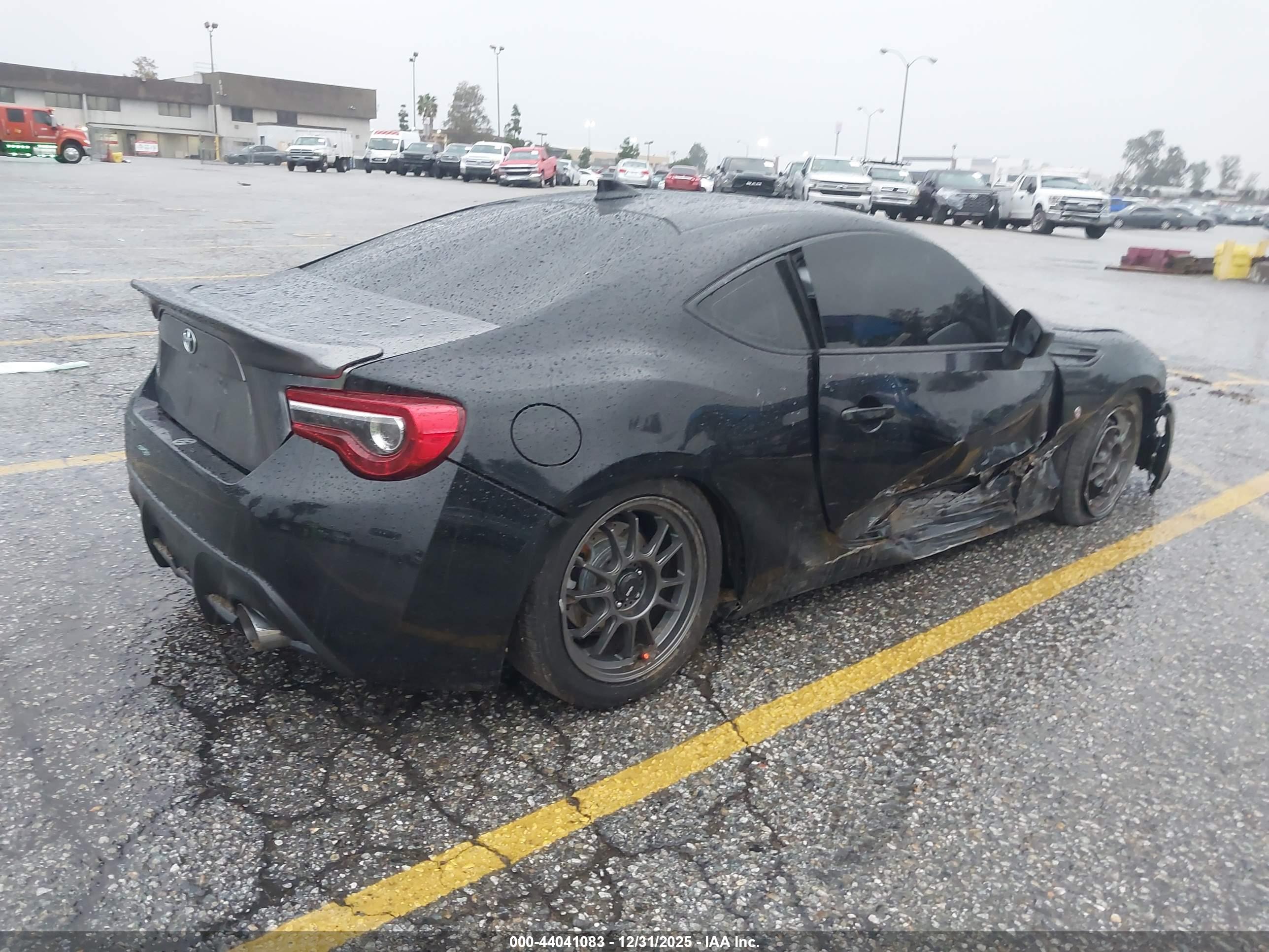 TOYOTA 86 image 4