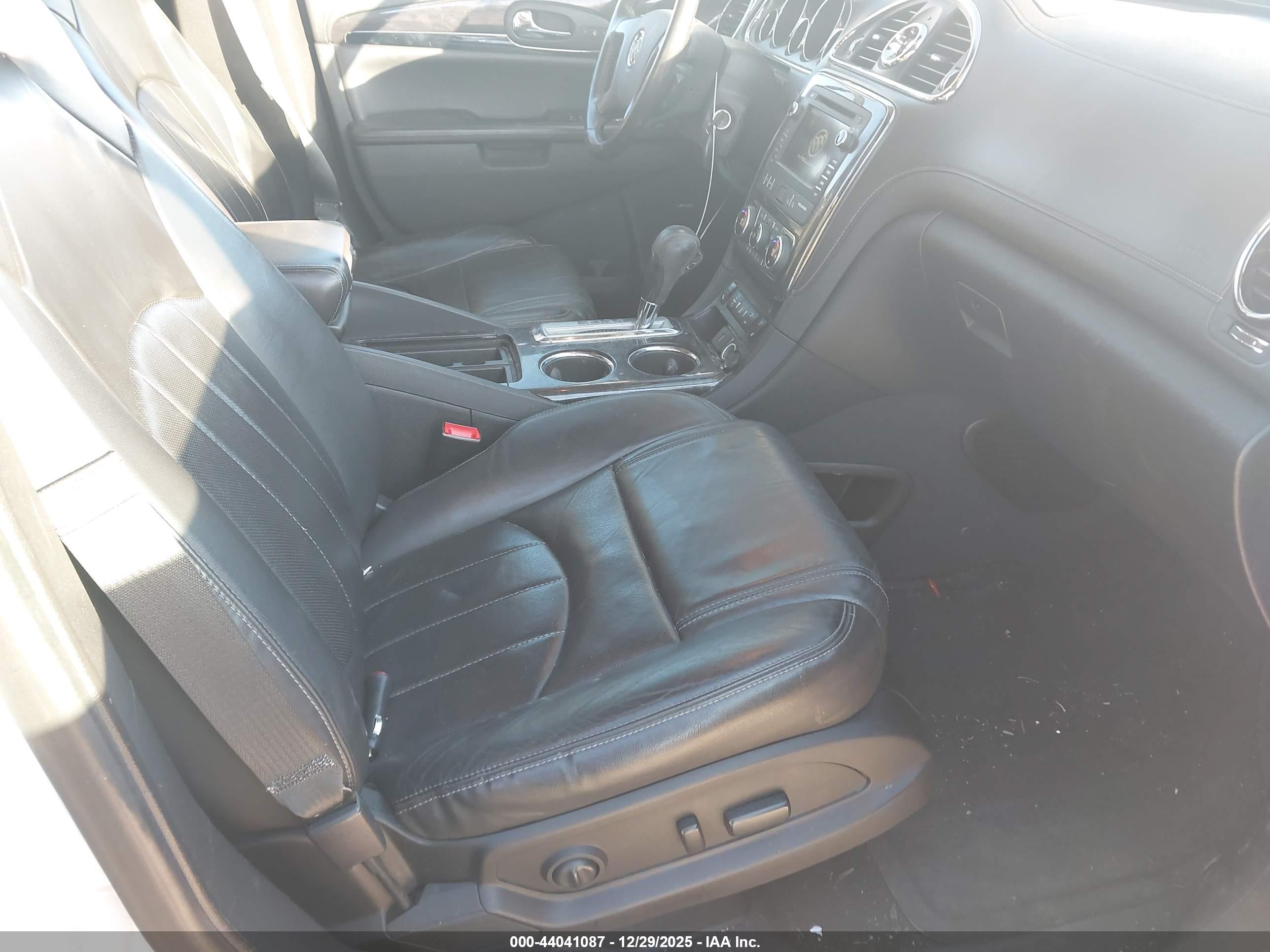 BUICK ENCLAVE image 5
