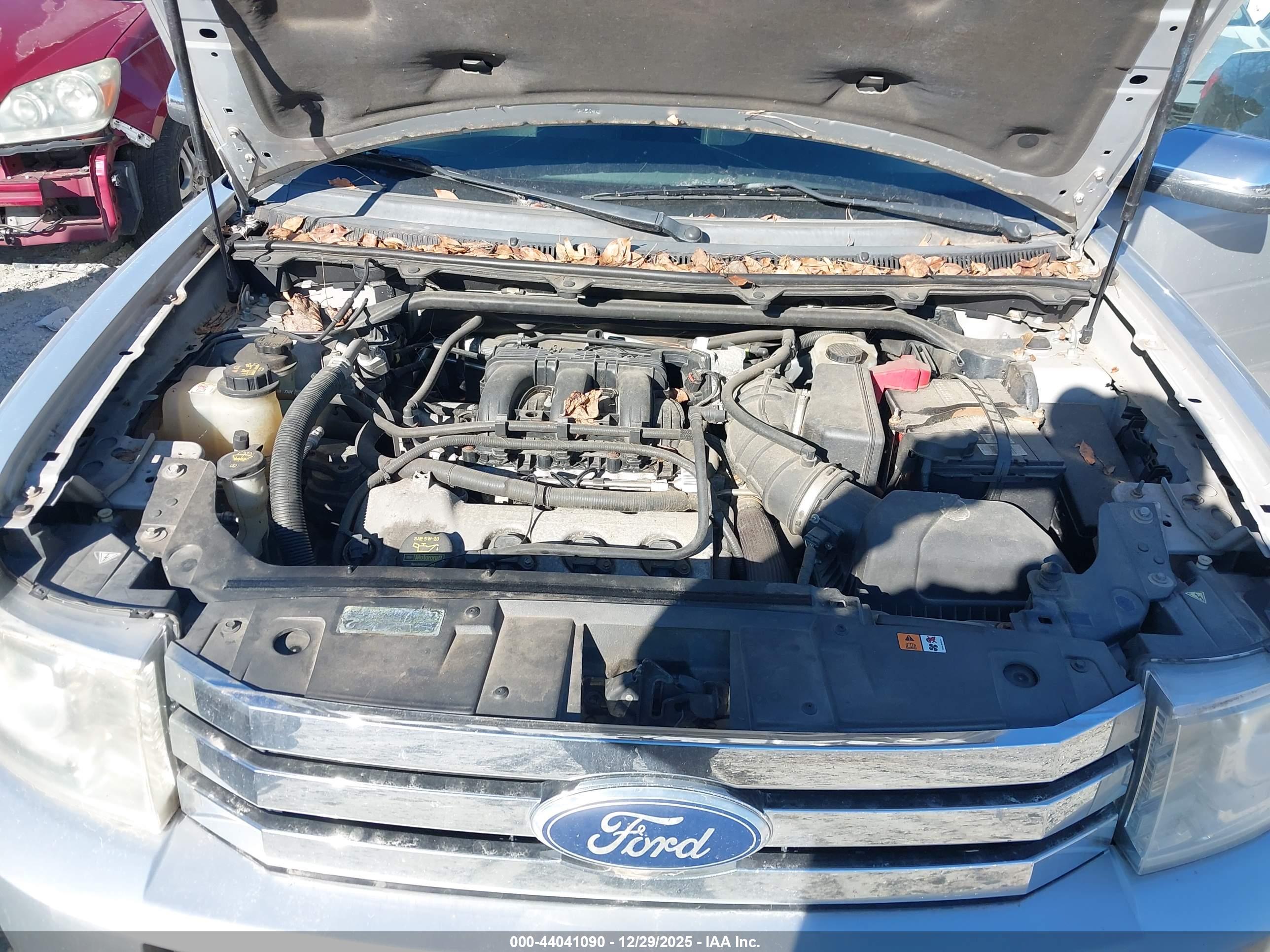 FORD FLEX image 10