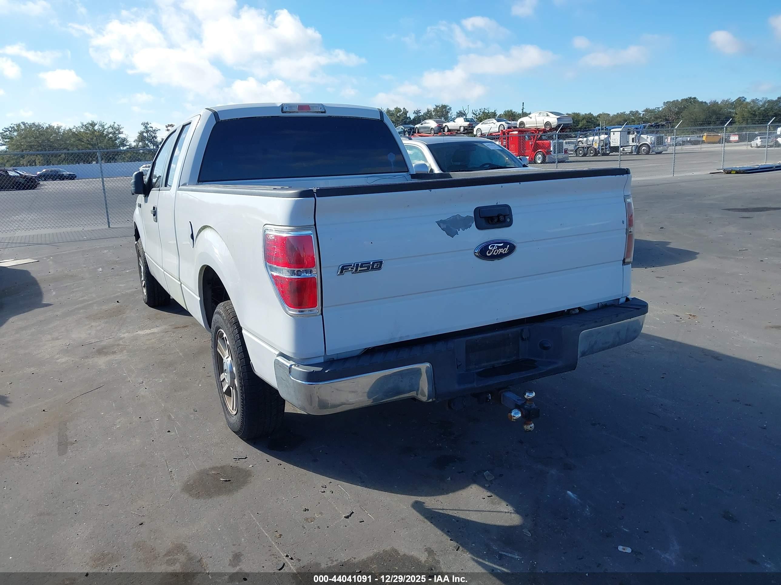 FORD F-150 image 3