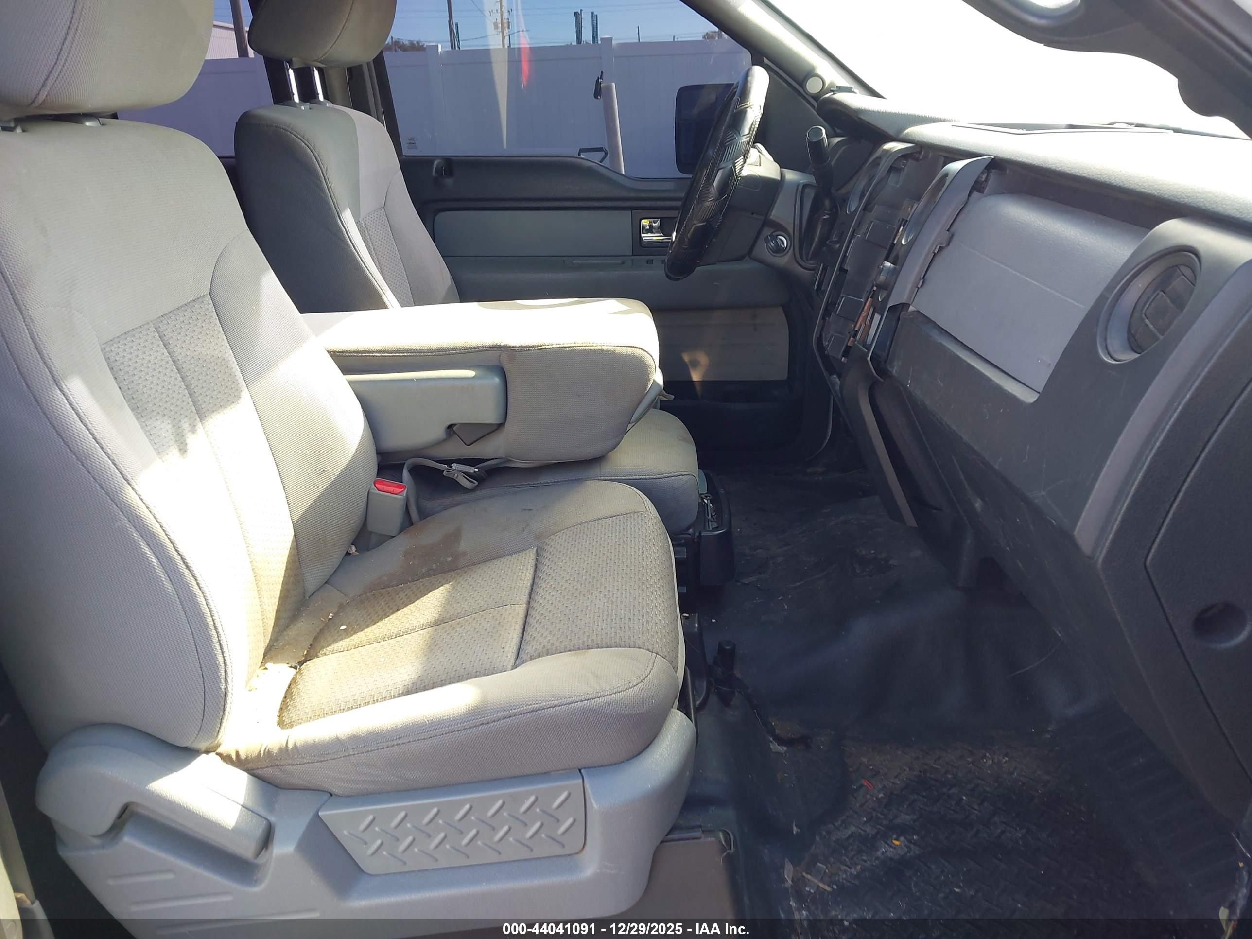FORD F-150 image 5