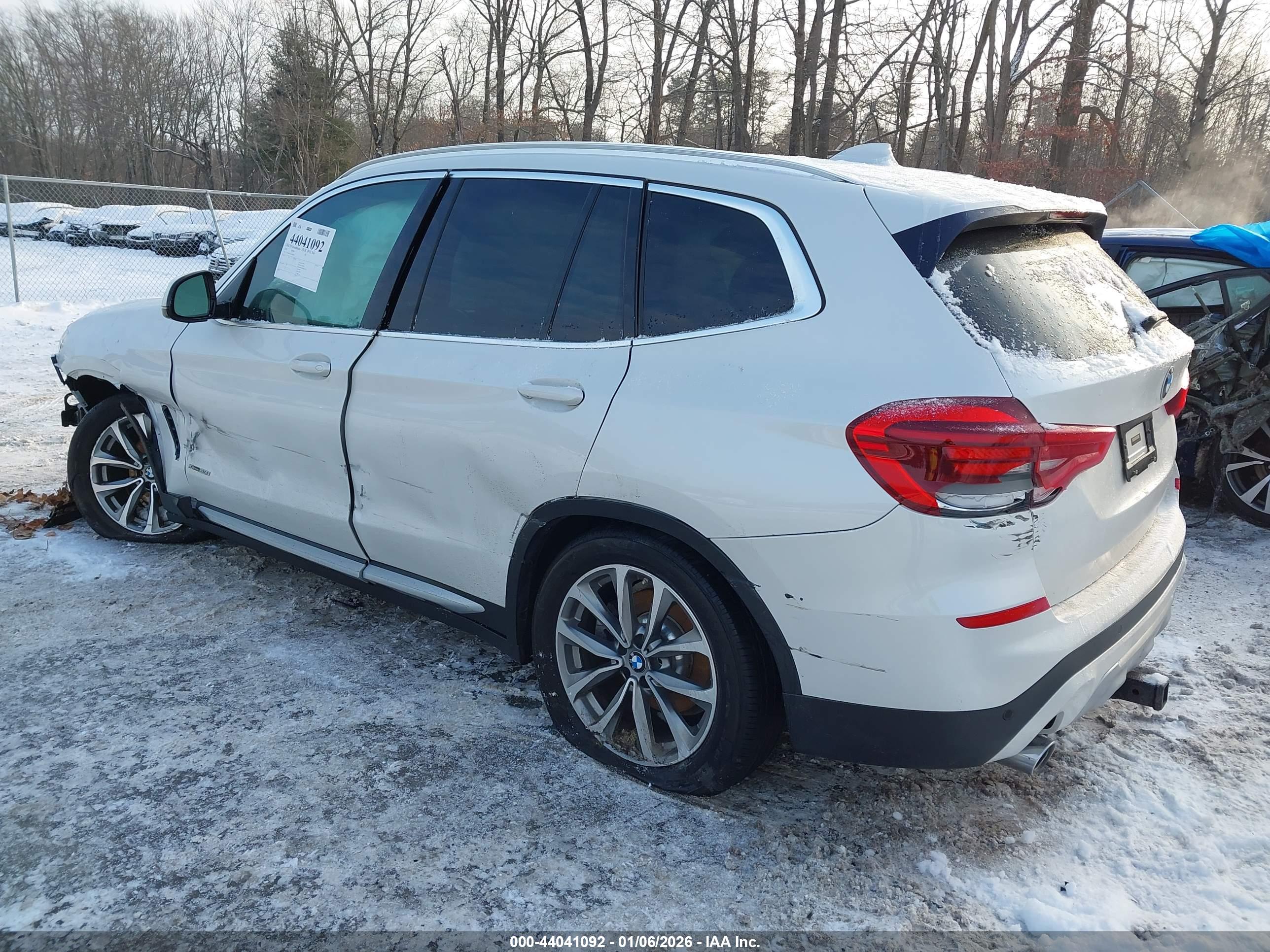 BMW X3 image 3