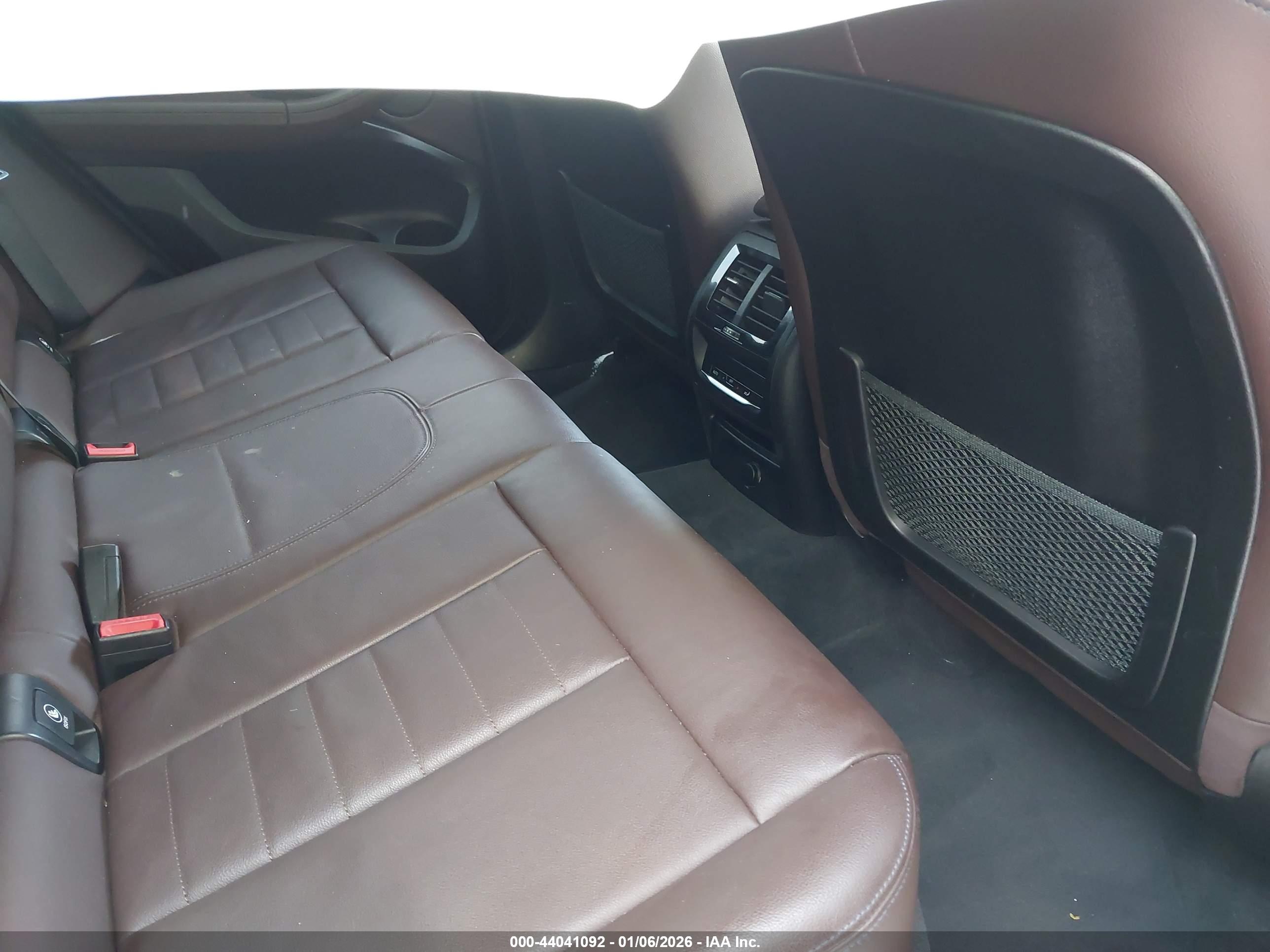 BMW X3 image 8