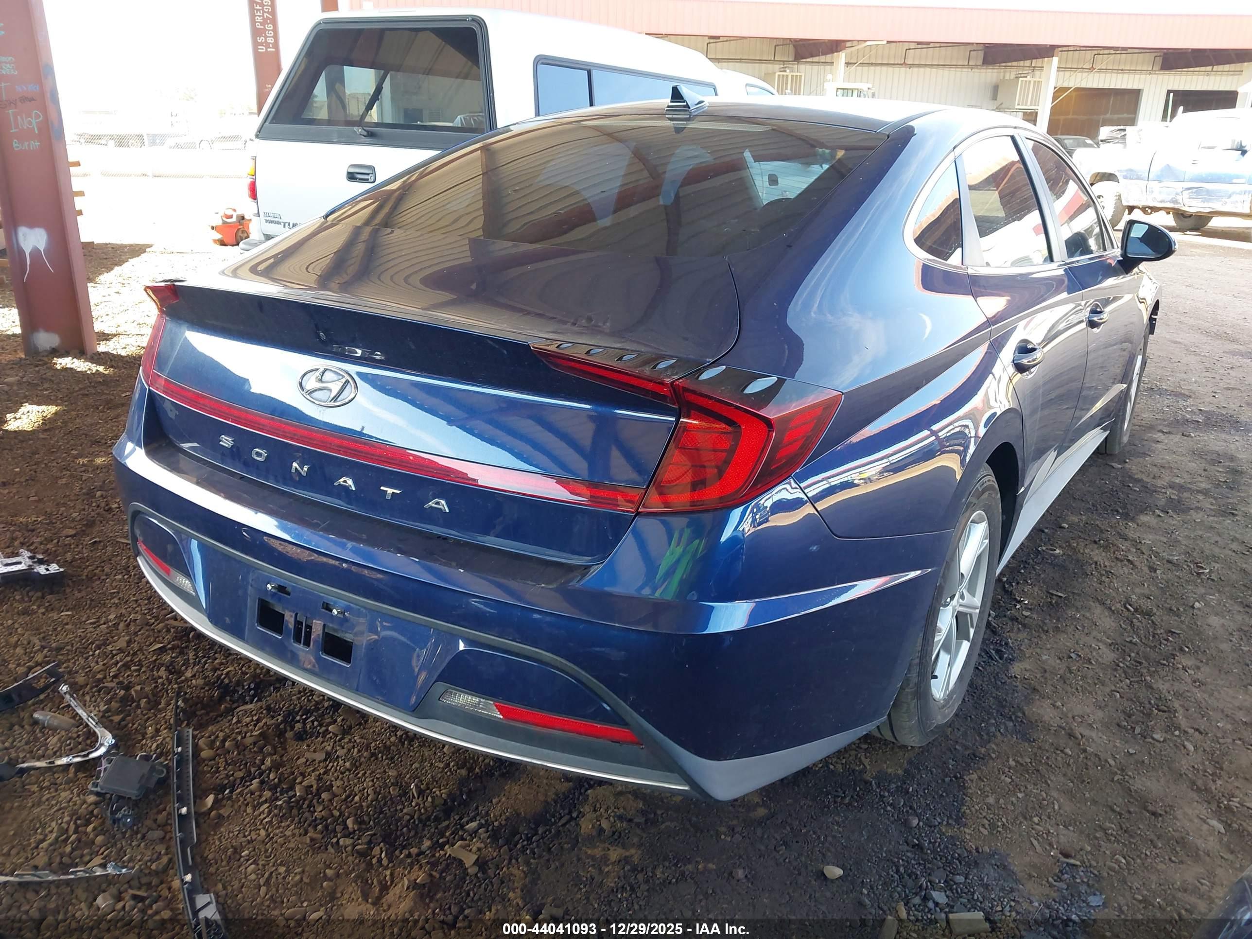HYUNDAI SONATA image 4